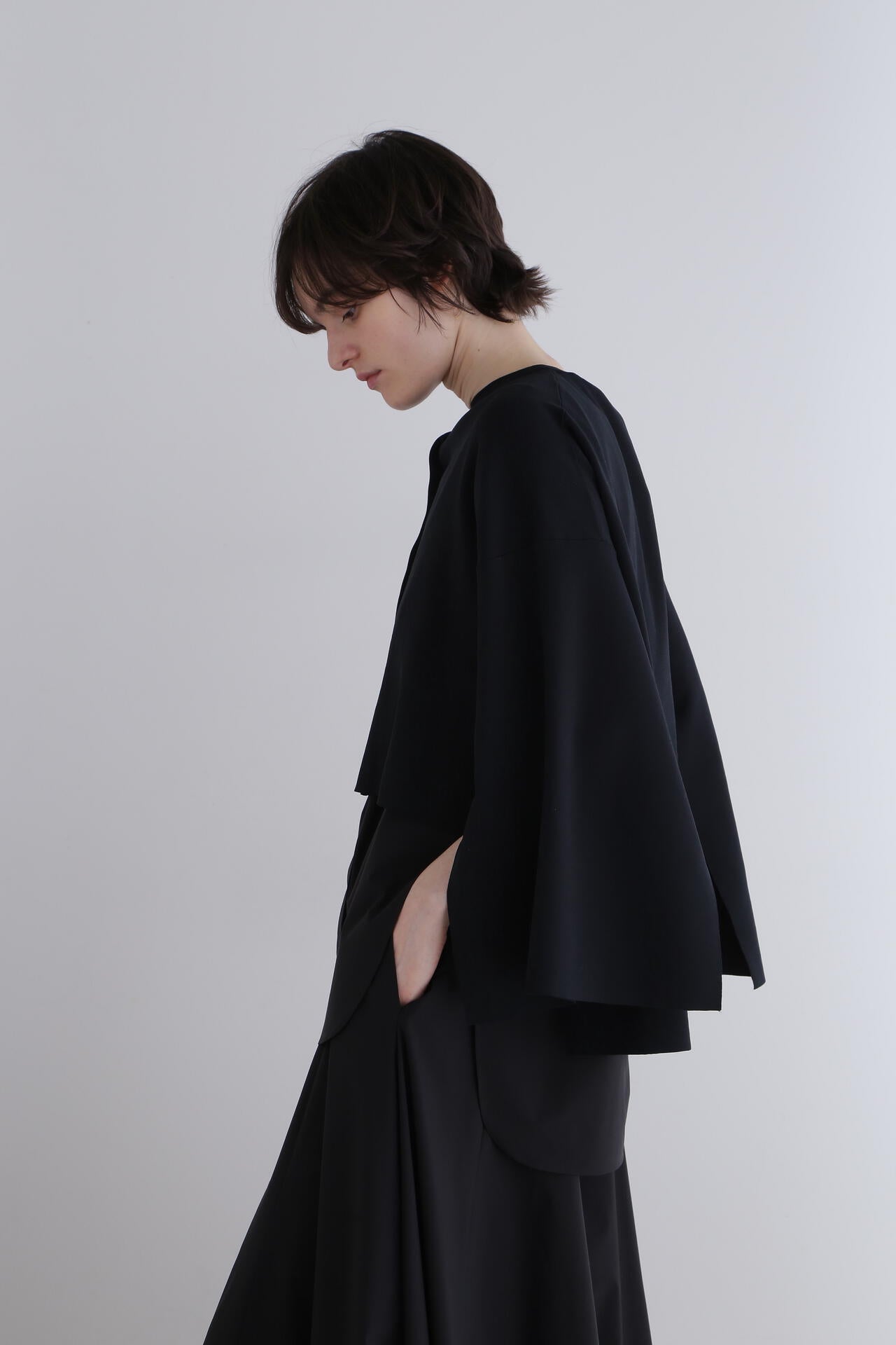 ライトテックスリットスリーブカーデ