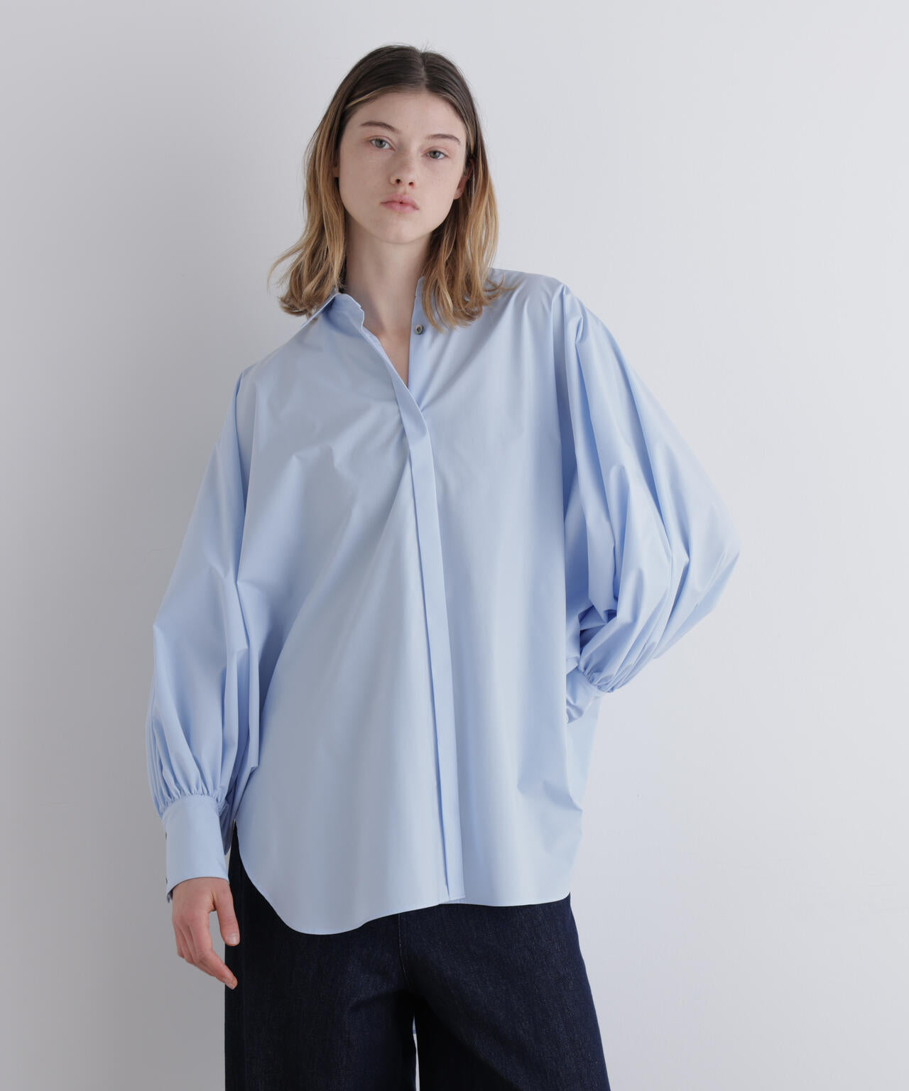 SOLOTEXブロードバックギャザーブラウス