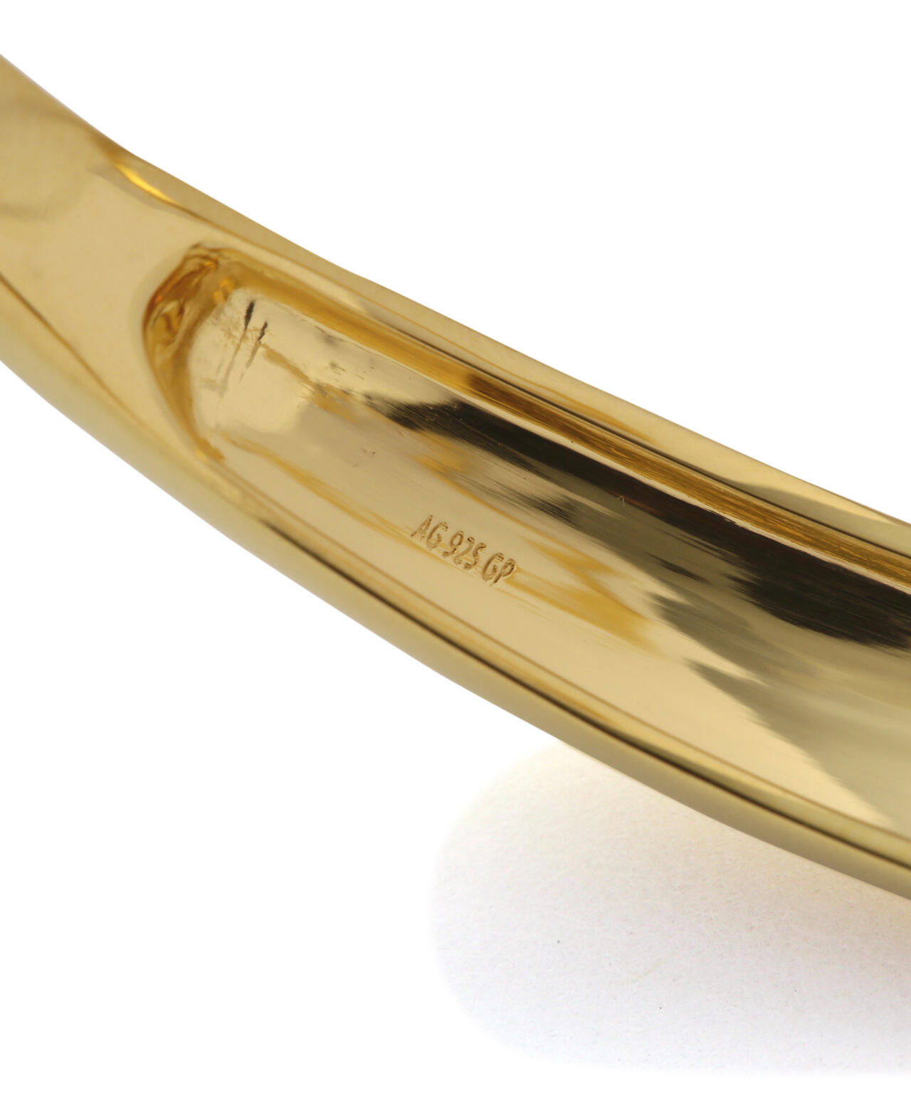 【JAMIRAY / ジャミレイ】LINE SCULPT BANGLE GD