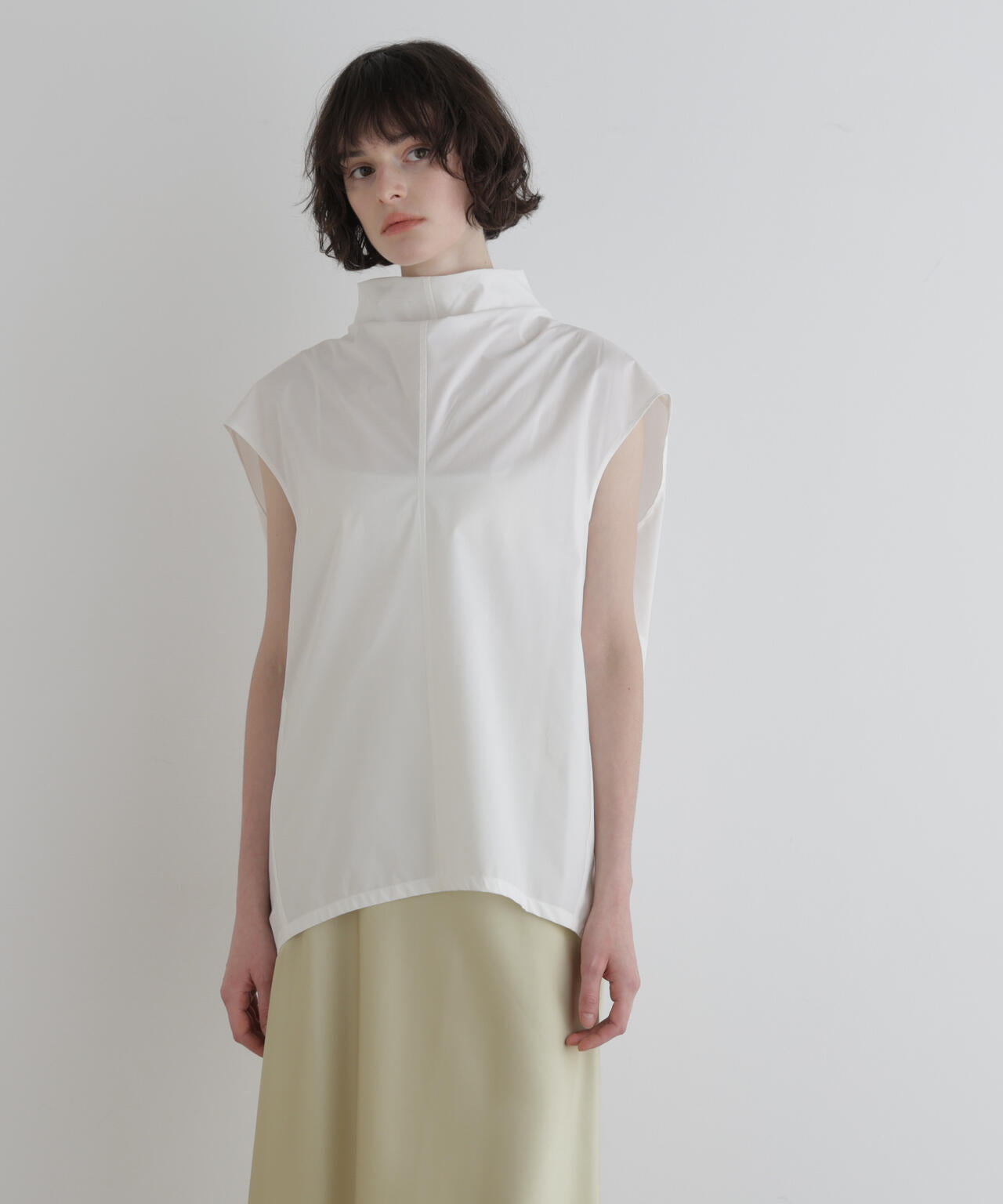 身長177ｃｍ　Ｂ８１　Ｗ５９　Ｈ８９ 着用サイズ：F