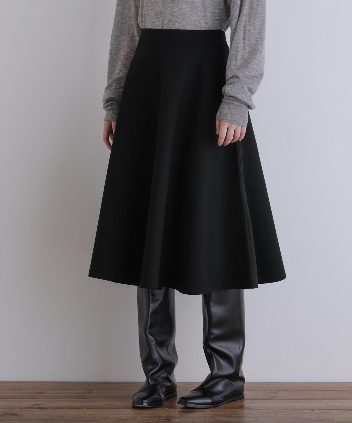 身長173ｃｍ　Ｂ81　Ｗ61　Ｈ89 着用サイズ：F