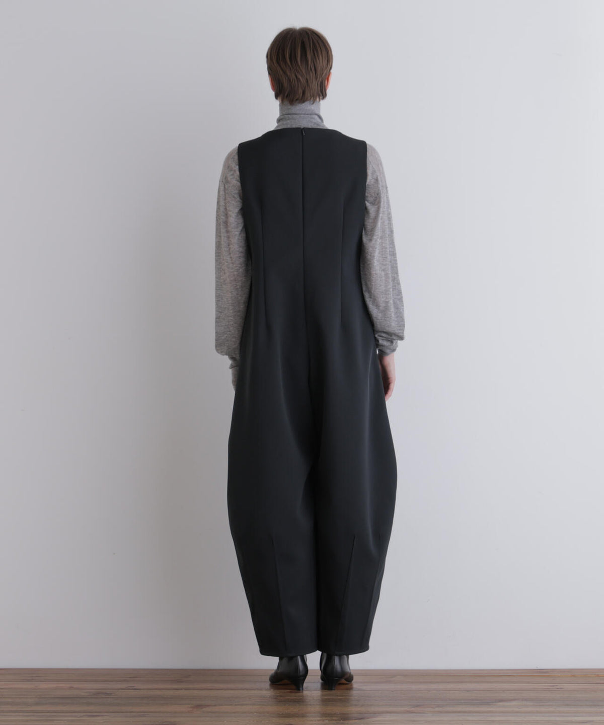 身長173ｃｍ　Ｂ81　Ｗ61　Ｈ89 着用サイズ：1