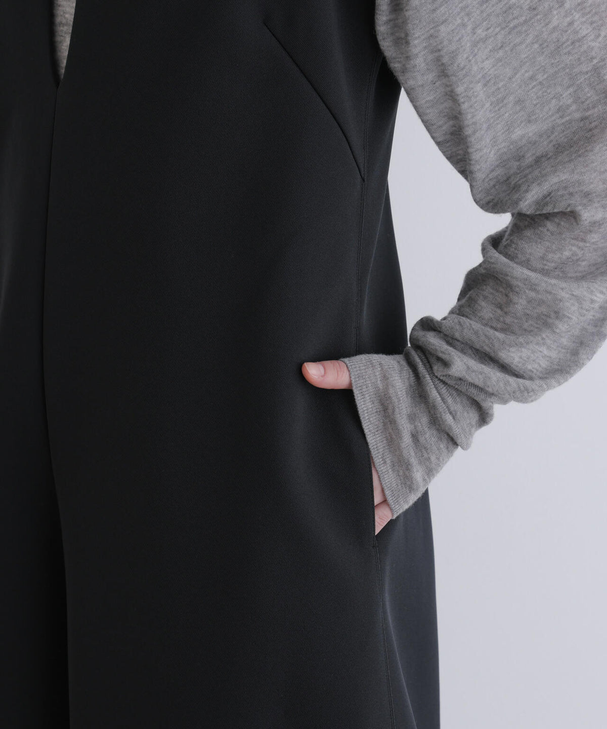 身長173ｃｍ　Ｂ81　Ｗ61　Ｈ89 着用サイズ：1