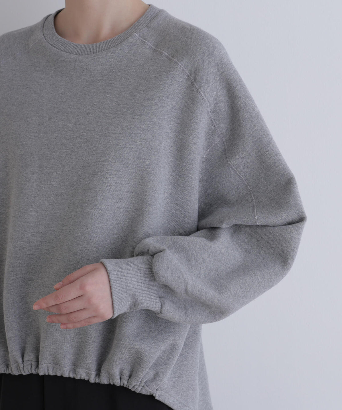 身長173ｃｍ　Ｂ81　Ｗ61　Ｈ89 着用サイズ：F