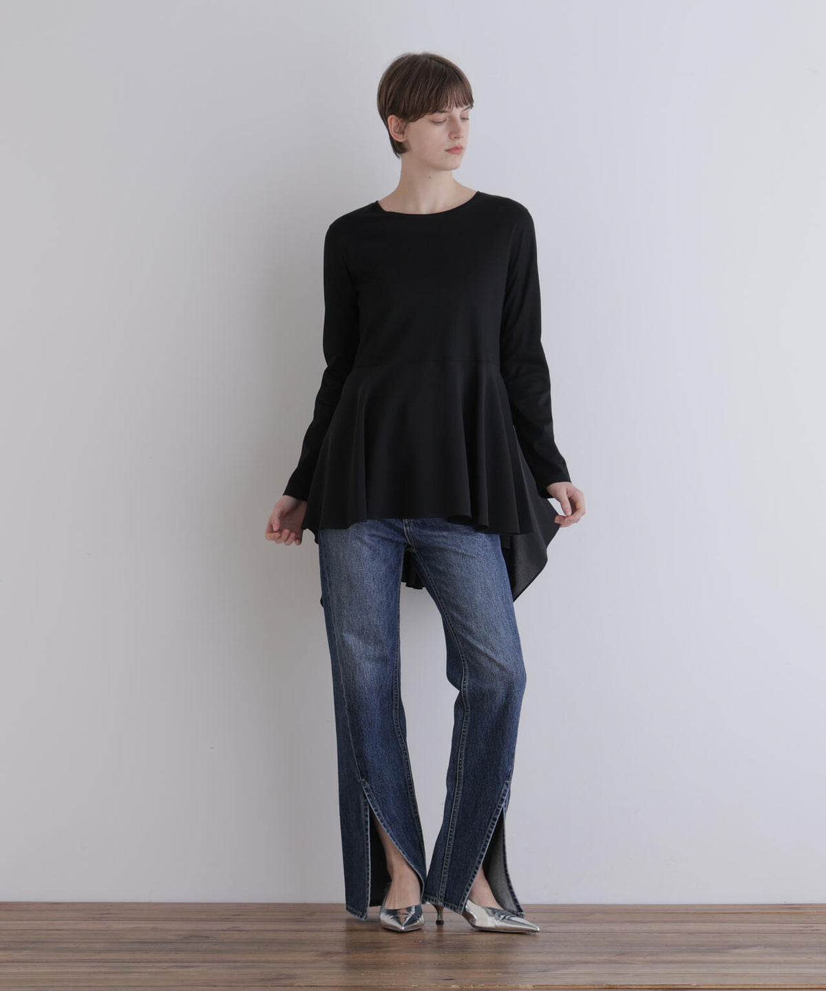 身長173ｃｍ　Ｂ81　Ｗ61　Ｈ89 着用サイズ：F