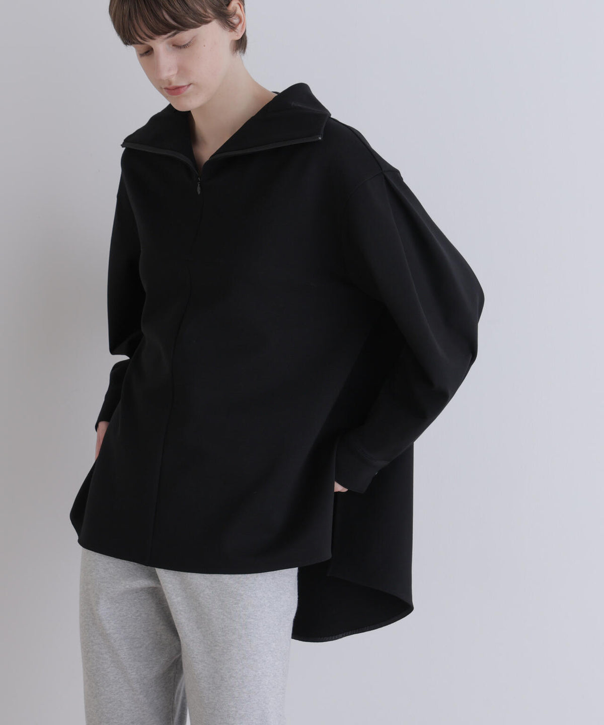 身長173ｃｍ　Ｂ81　Ｗ61　Ｈ89 着用サイズ：F