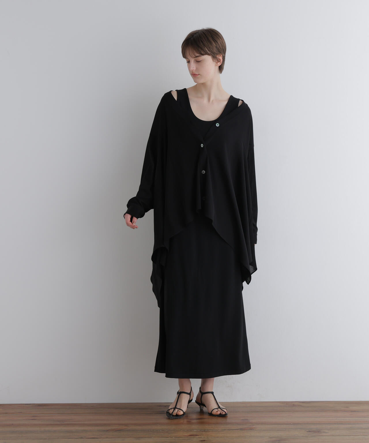身長173ｃｍ　Ｂ81　Ｗ61　Ｈ89 着用サイズ：F
