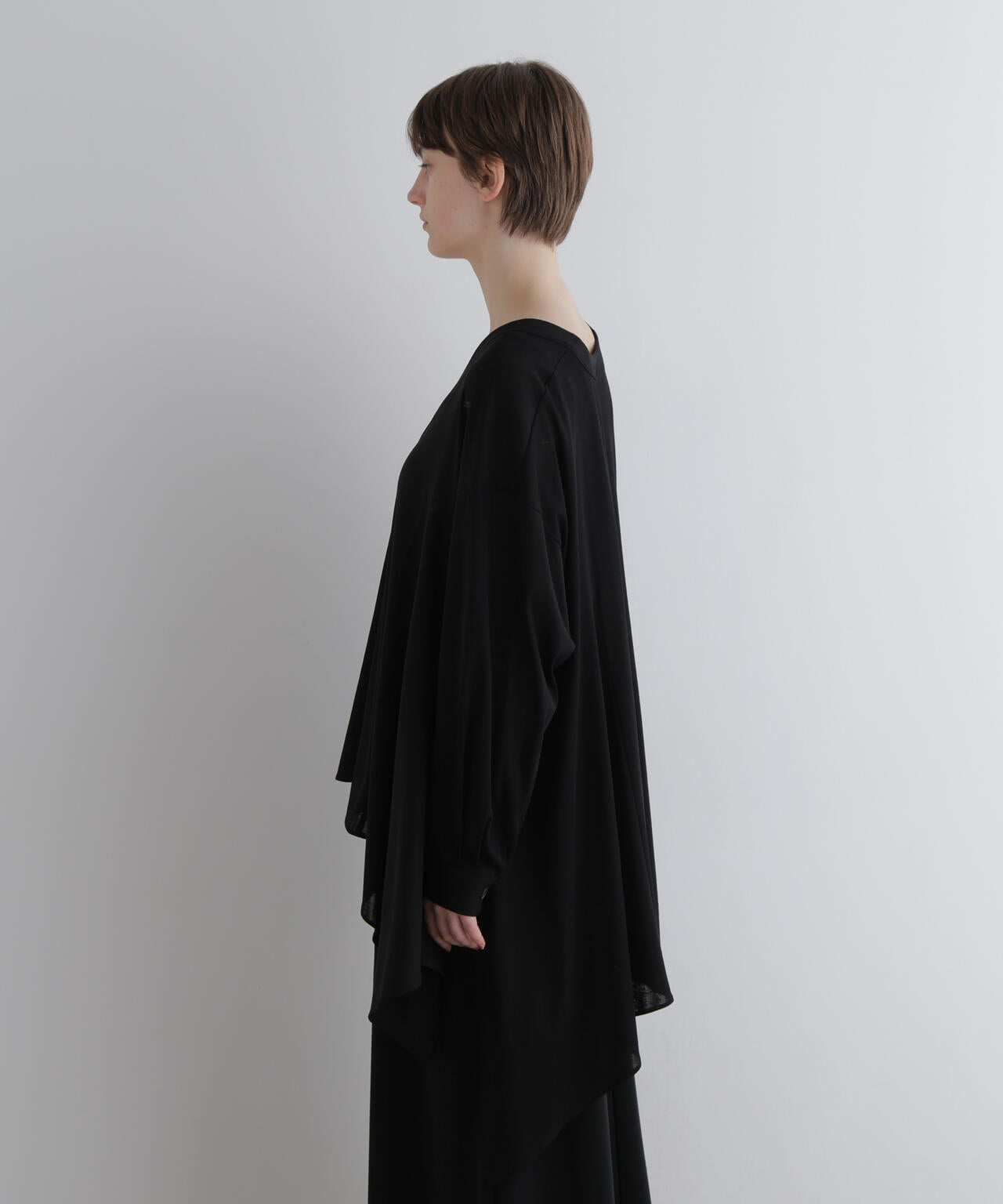 身長173ｃｍ　Ｂ81　Ｗ61　Ｈ89 着用サイズ：F