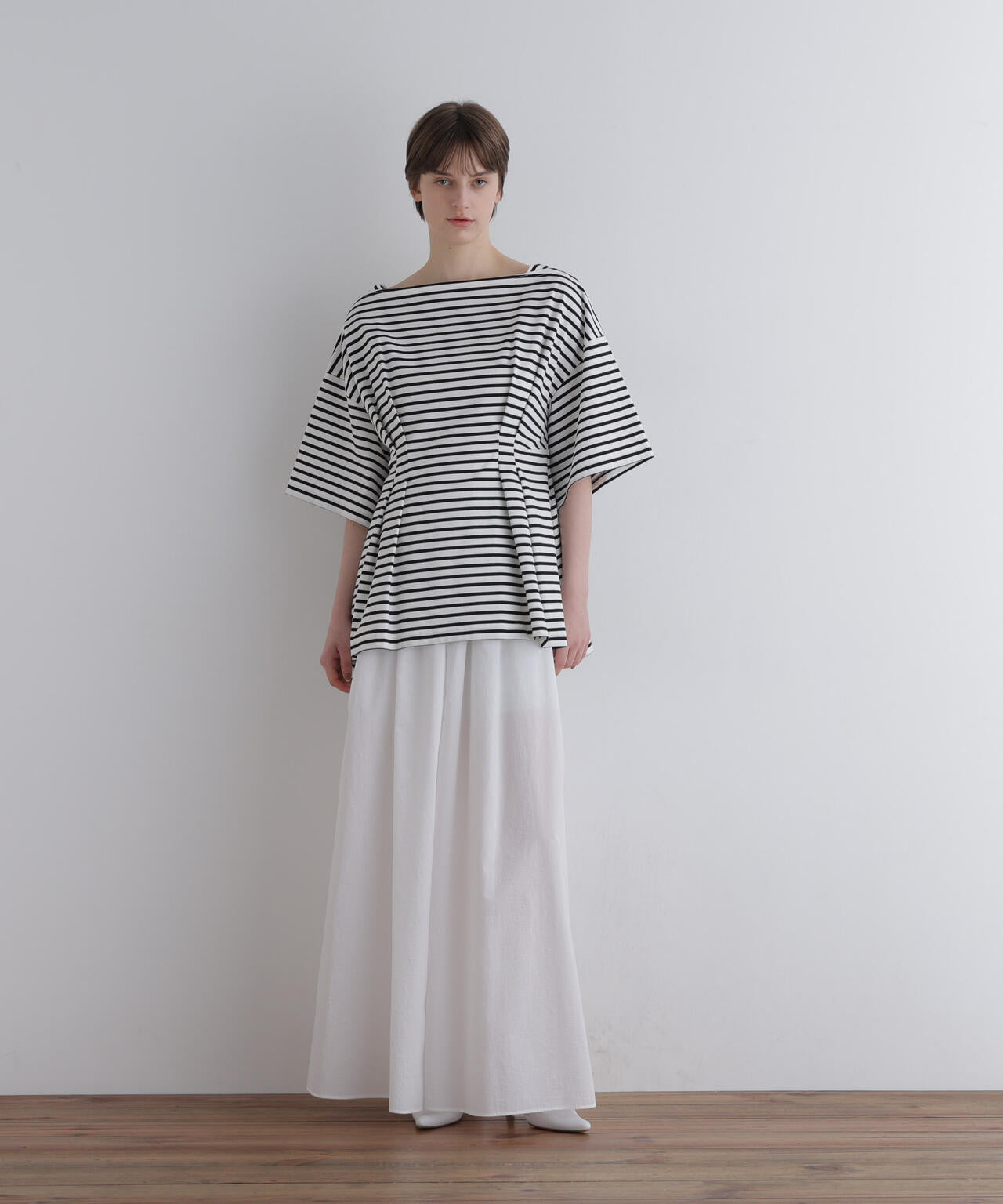身長173ｃｍ　Ｂ81　Ｗ61　Ｈ89 着用サイズ：F