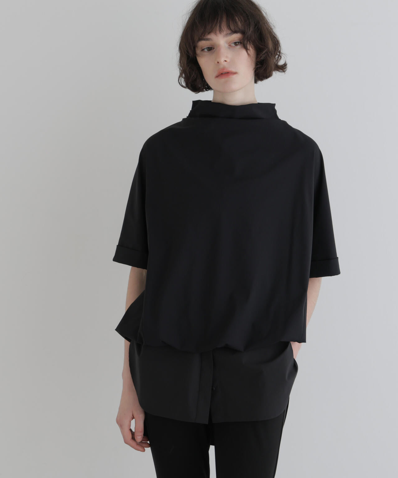 身長177ｃｍ　Ｂ８１　Ｗ５９　Ｈ８９ 着用サイズ：F