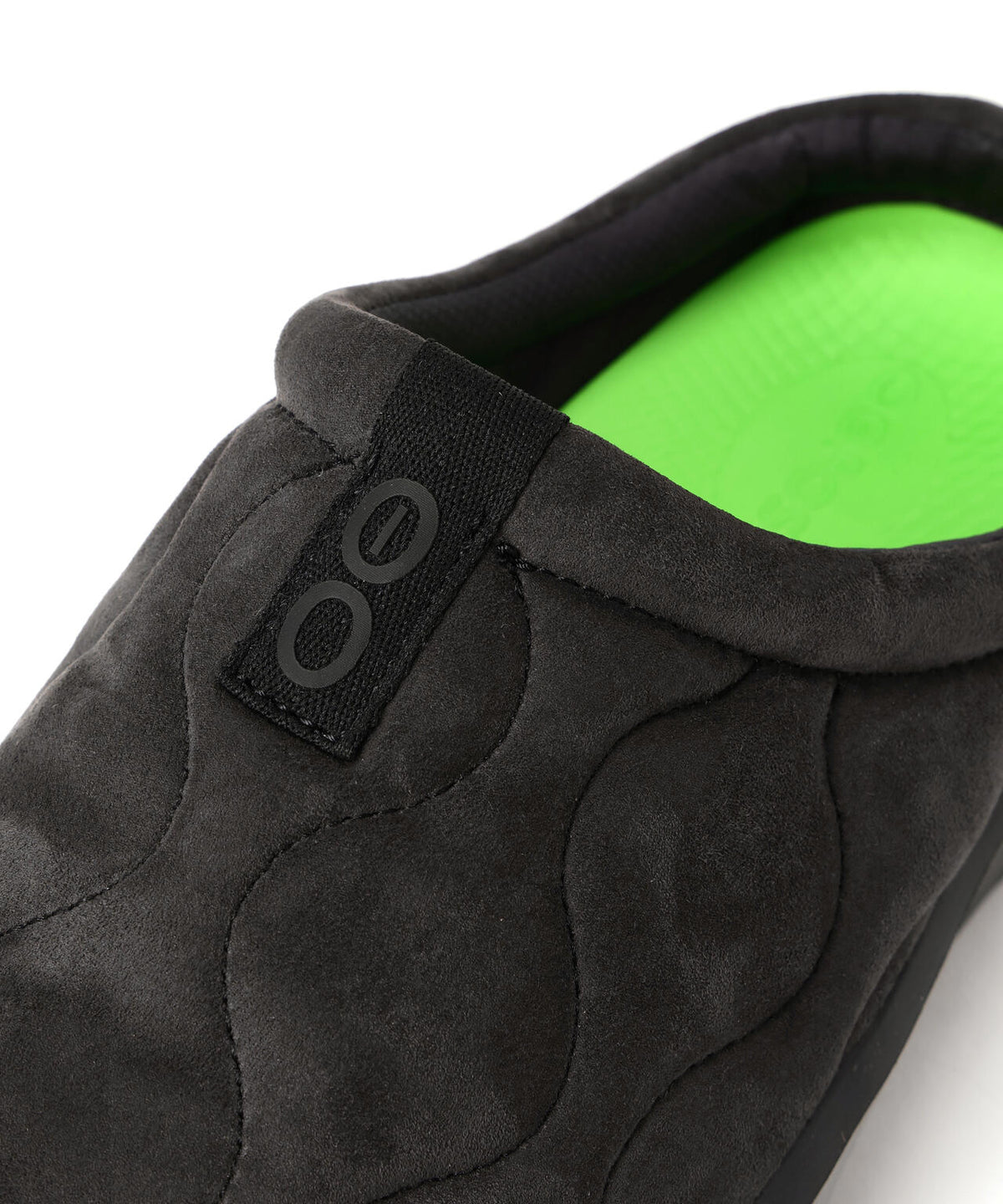 ＜OOFOS / ウーフォス＞Women's OOcOOzie Posh Mule