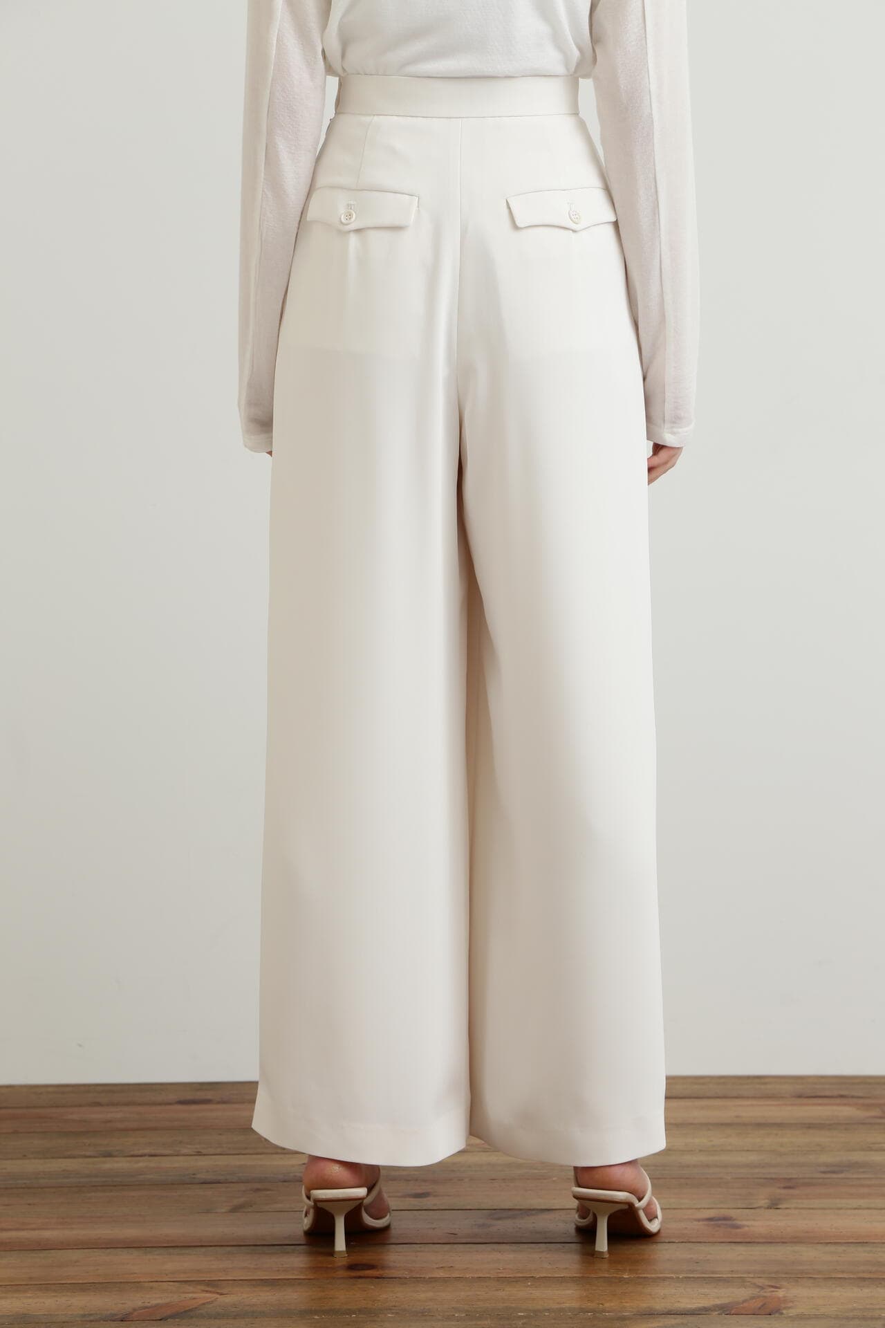 Tuck Pleated Wide Pants