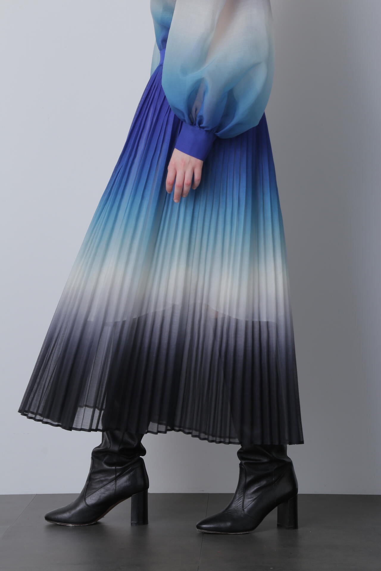 【TV着用】Pleated Maxi Flare Skirt