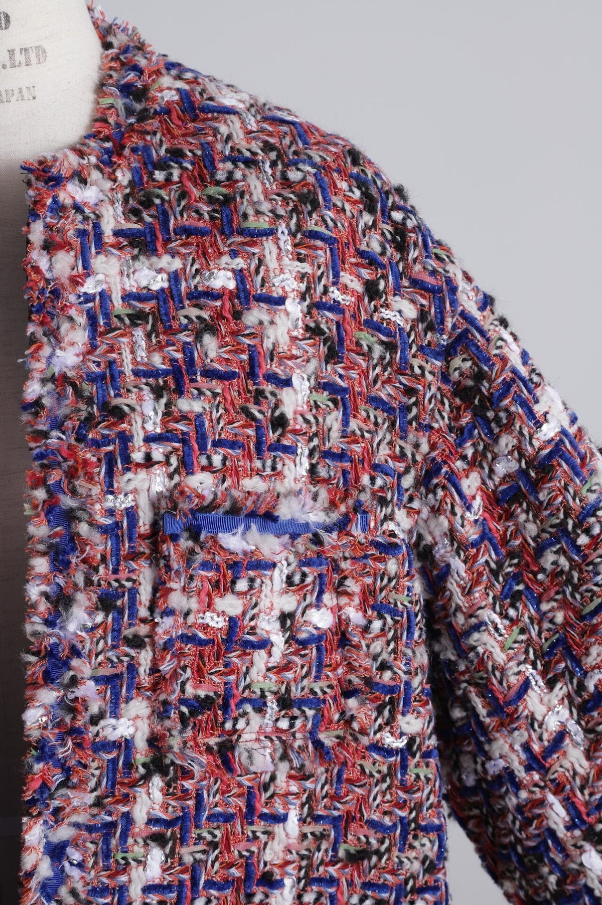 Round No Collar Jacket