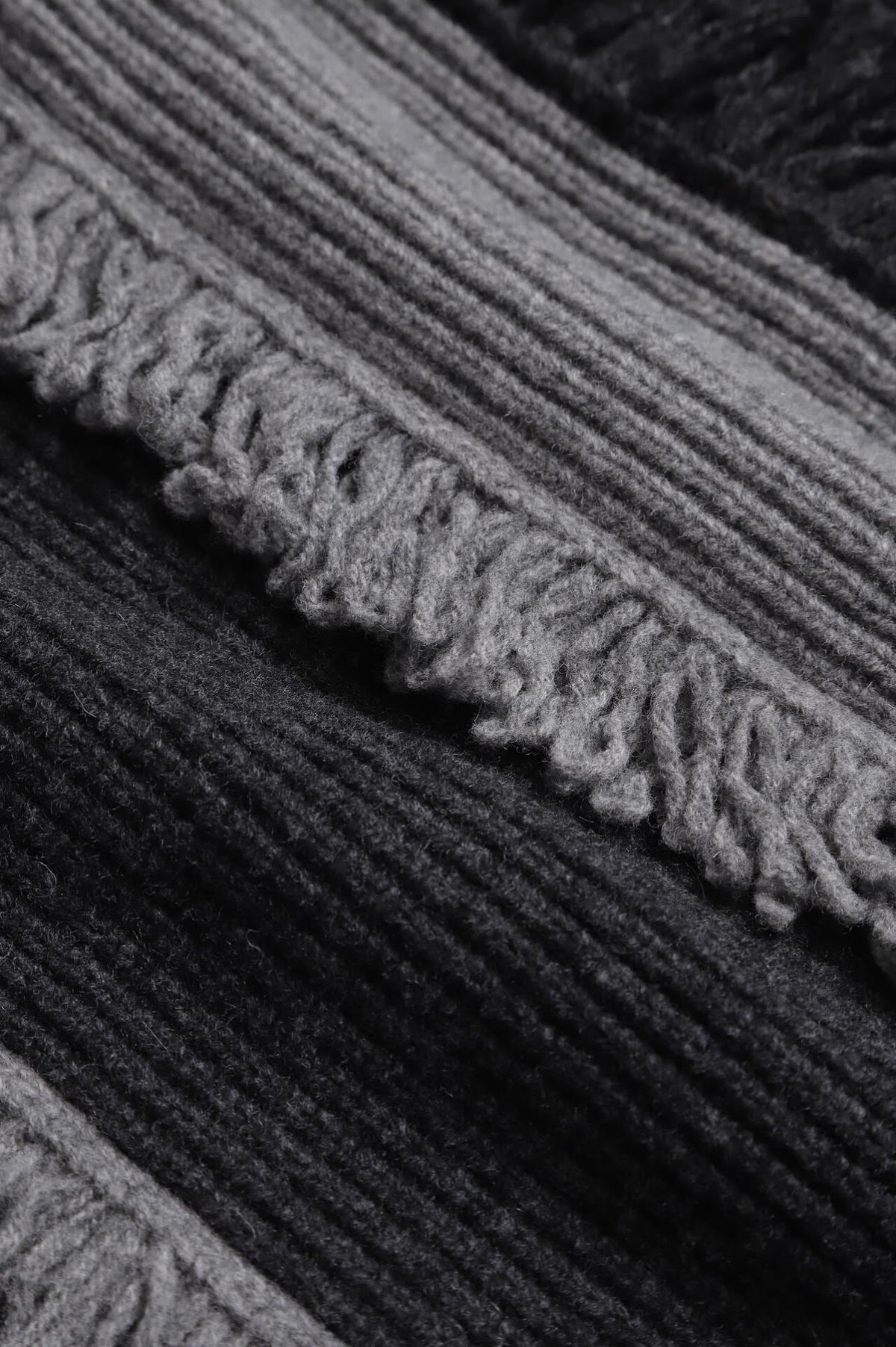 【TV着用】Sheer Combi Color Vibration Knits