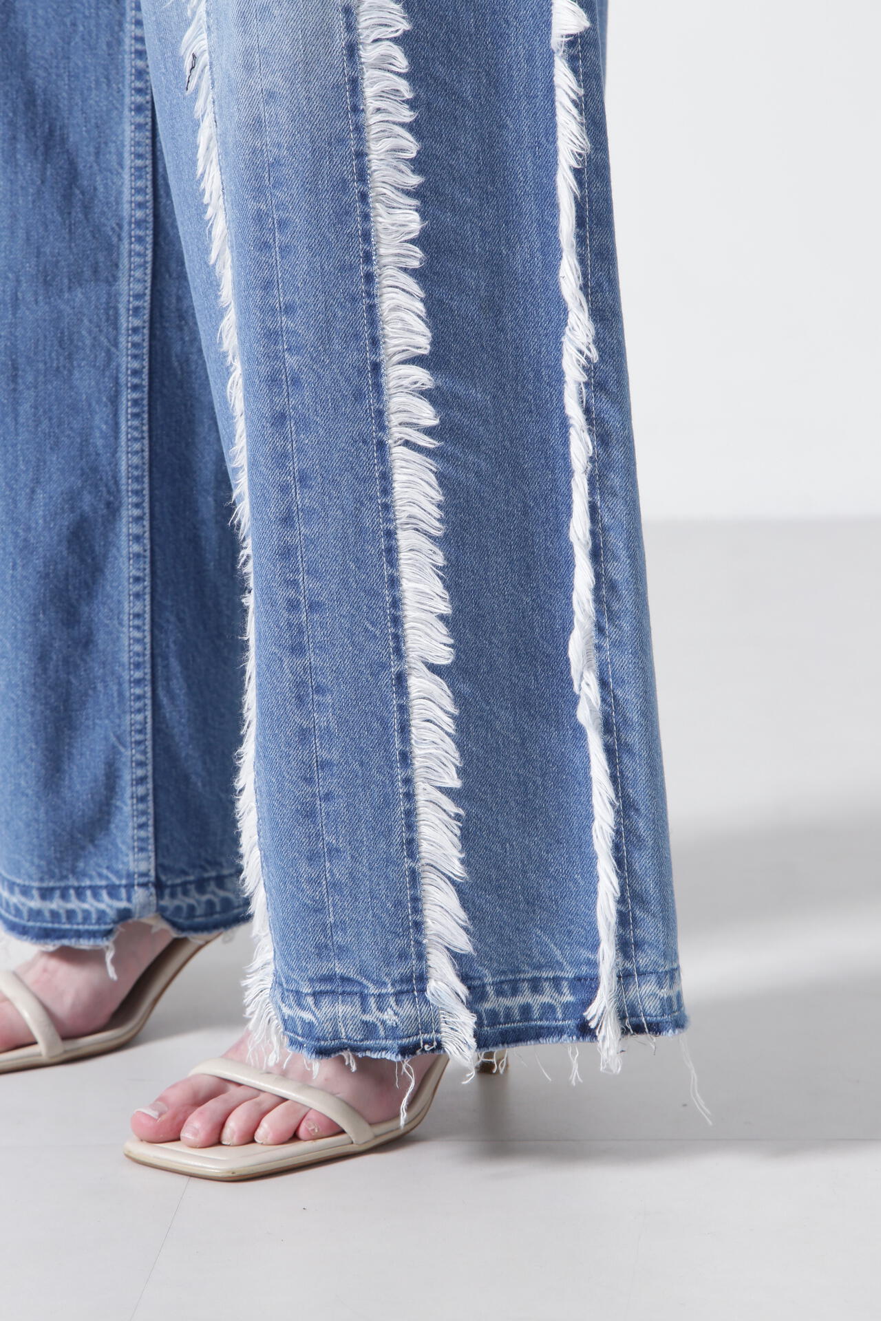 【TV着用】Fringe Combination Denim