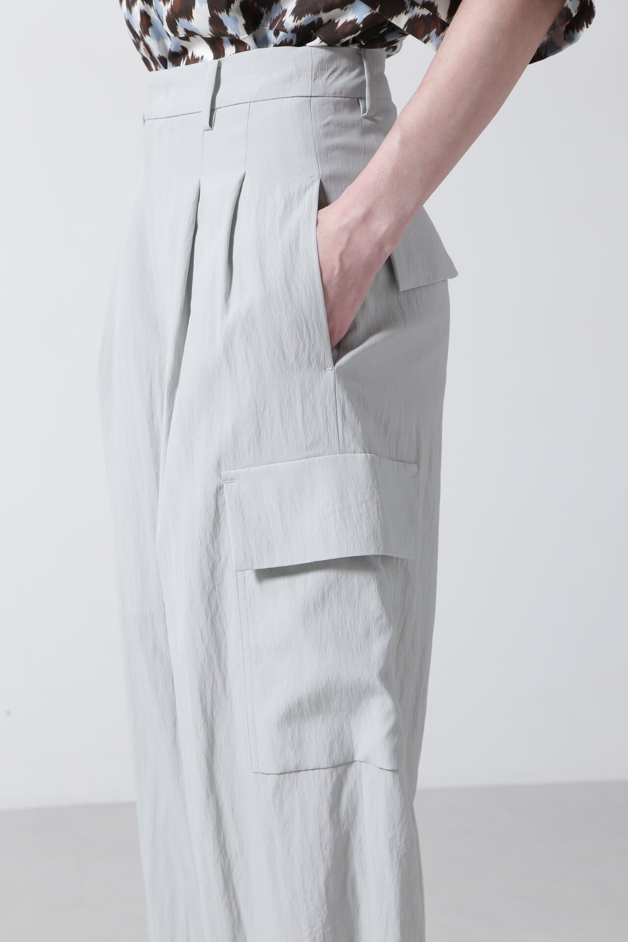 Nylon Stretch Cargo Pants
