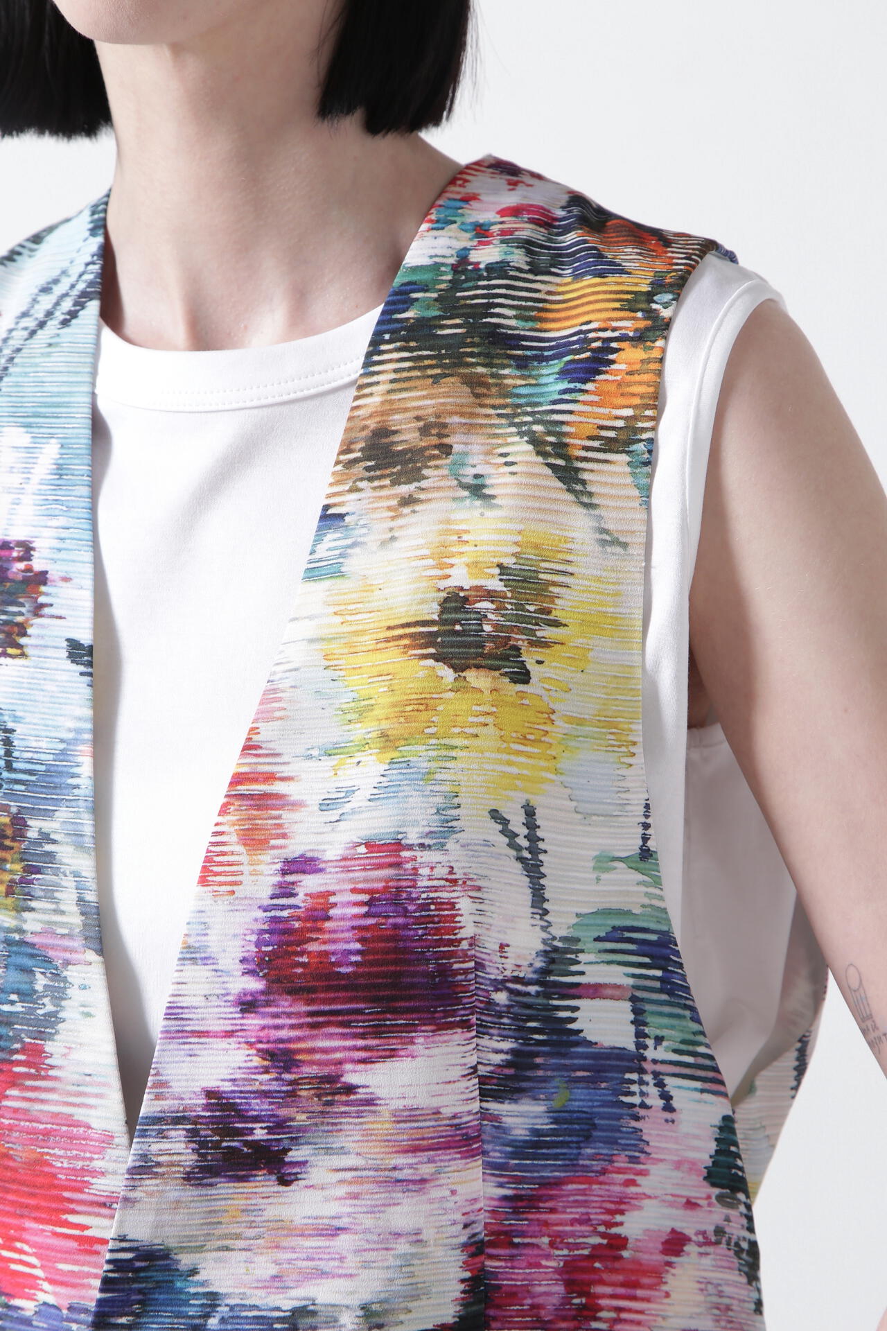 【TV着用】Printed Narrow ilhouette Gilet