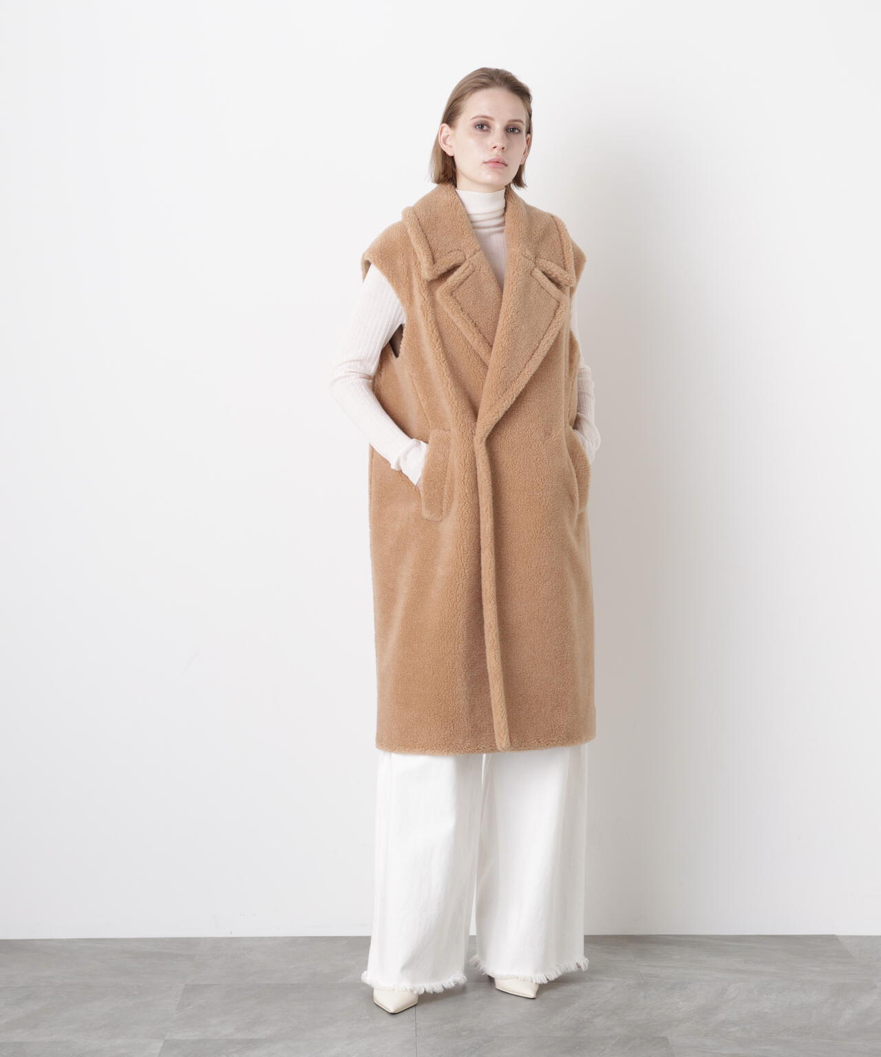 New Silhouette Boa Gilet