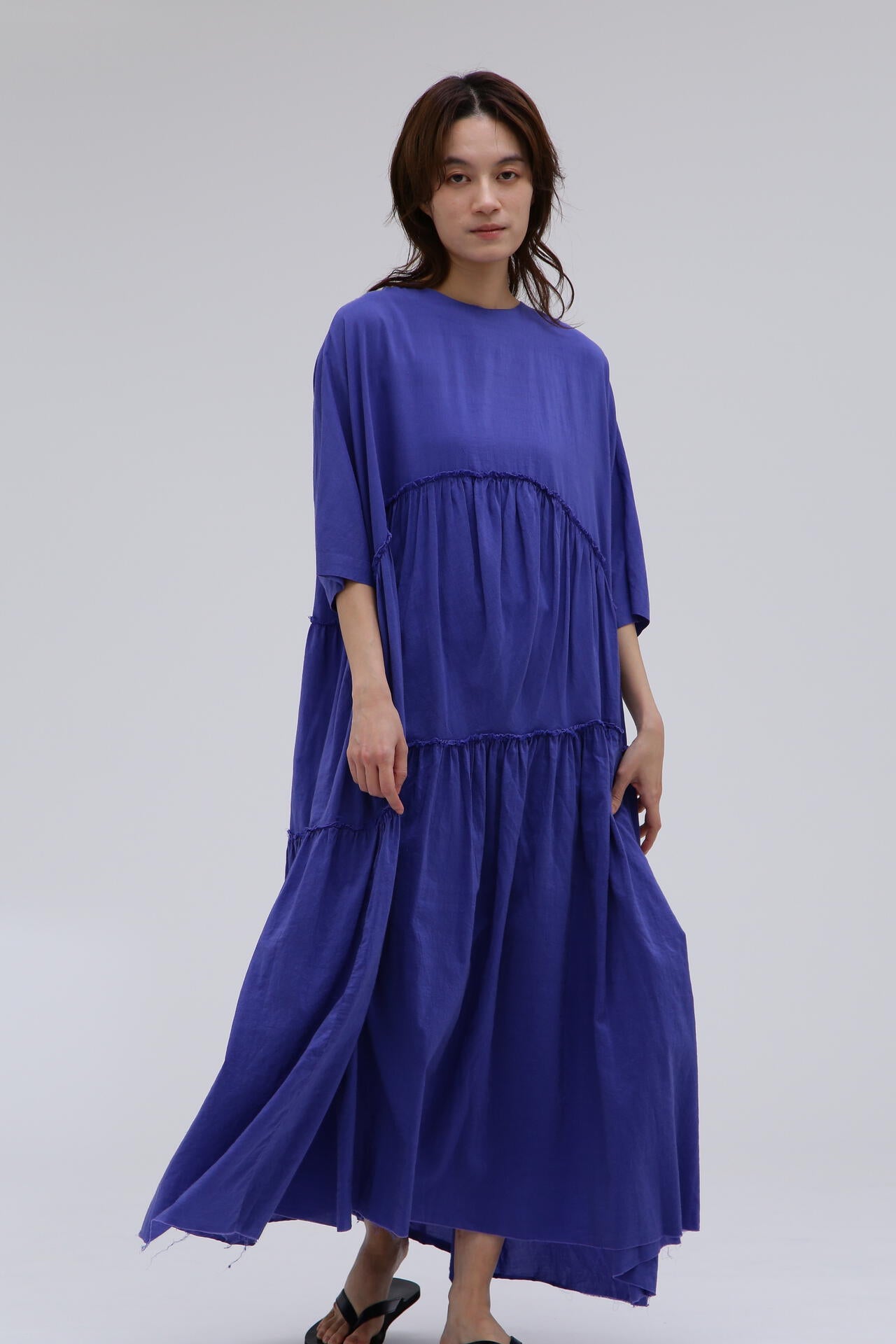 quitan / KHADI COTTON SILK SQUEESED TIRED DRESS