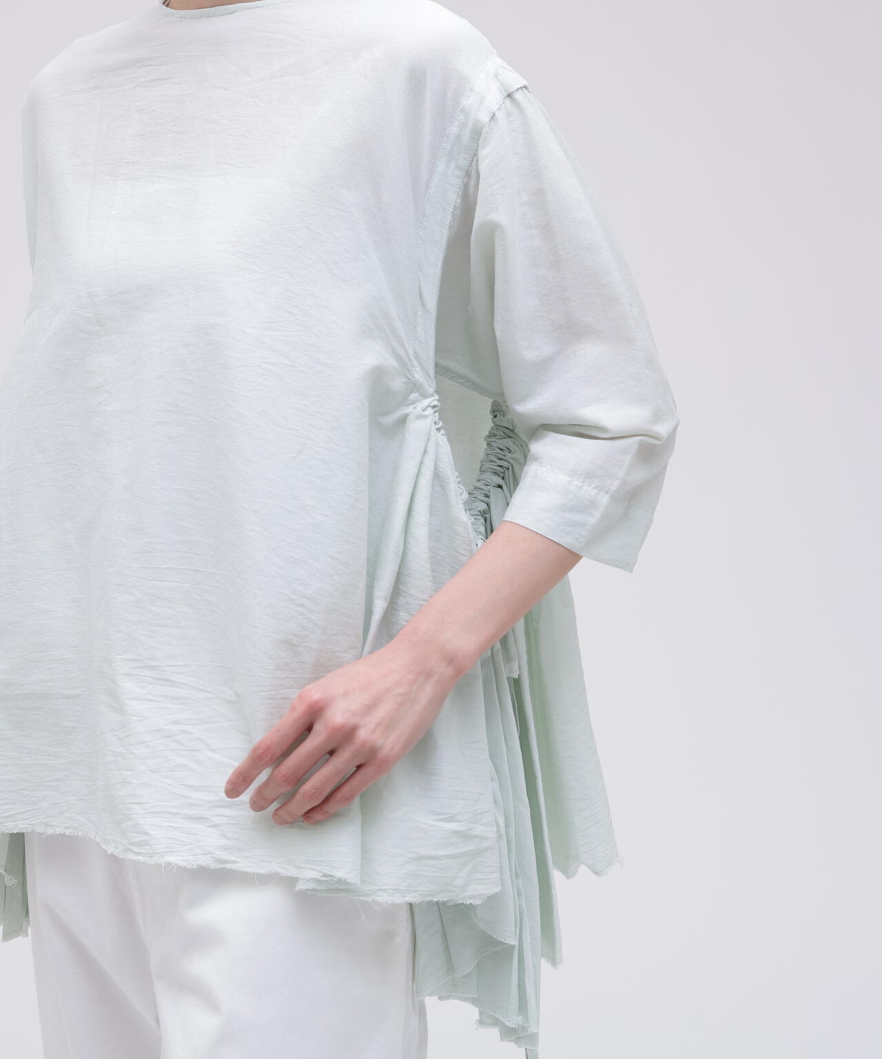 quitan / KHADI COTTON SILK GIRL'S BLOUSE IN DHANETAH JAT