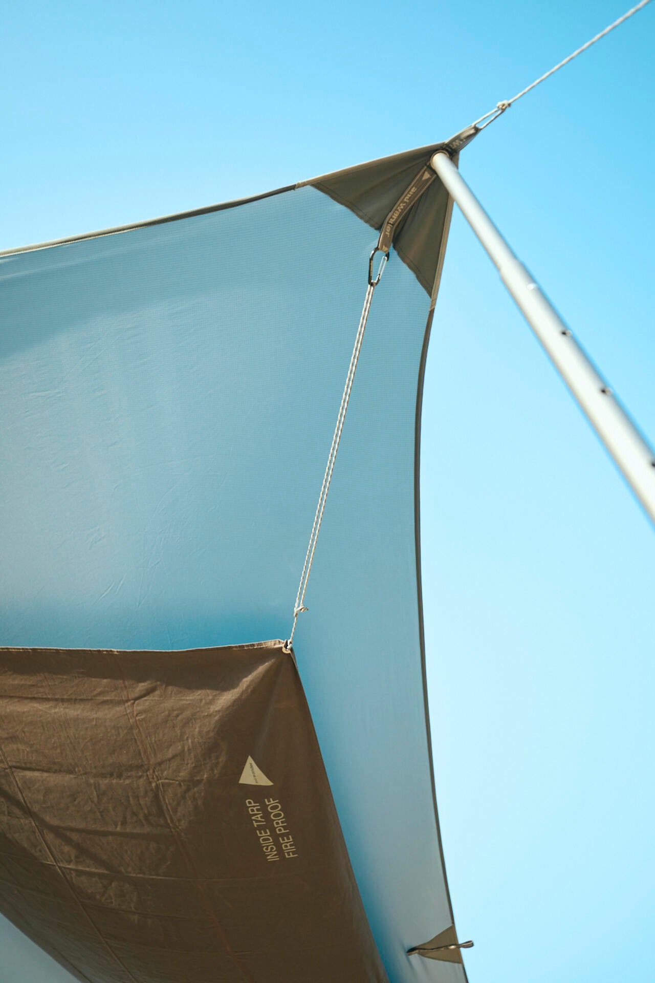 and wander inside tarp