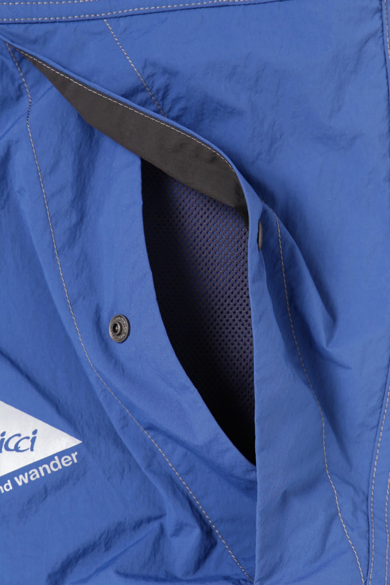 GRAMICCI × and wander brushed nylon vest