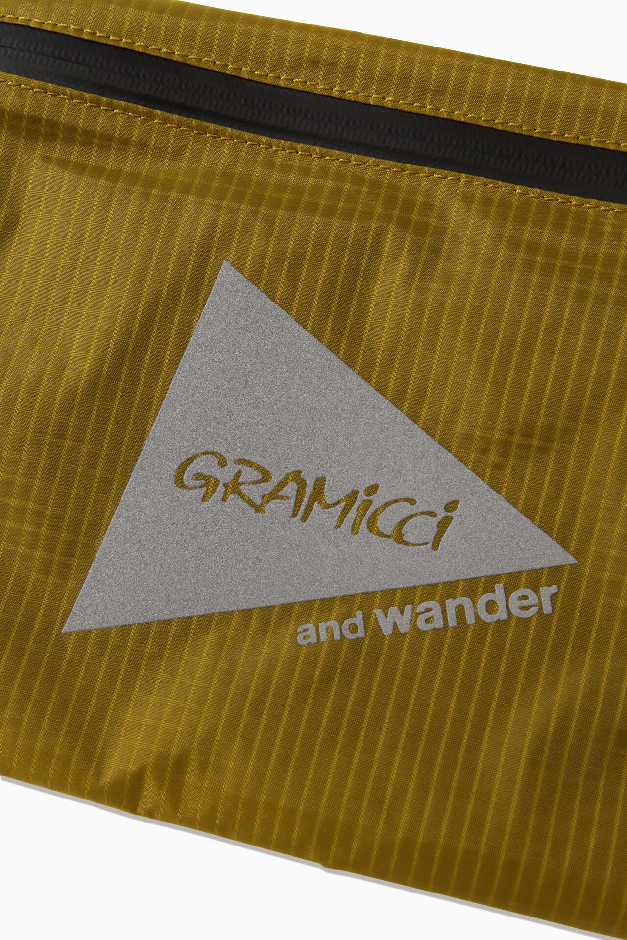 GRAMICCI × and wander nylon sacoche