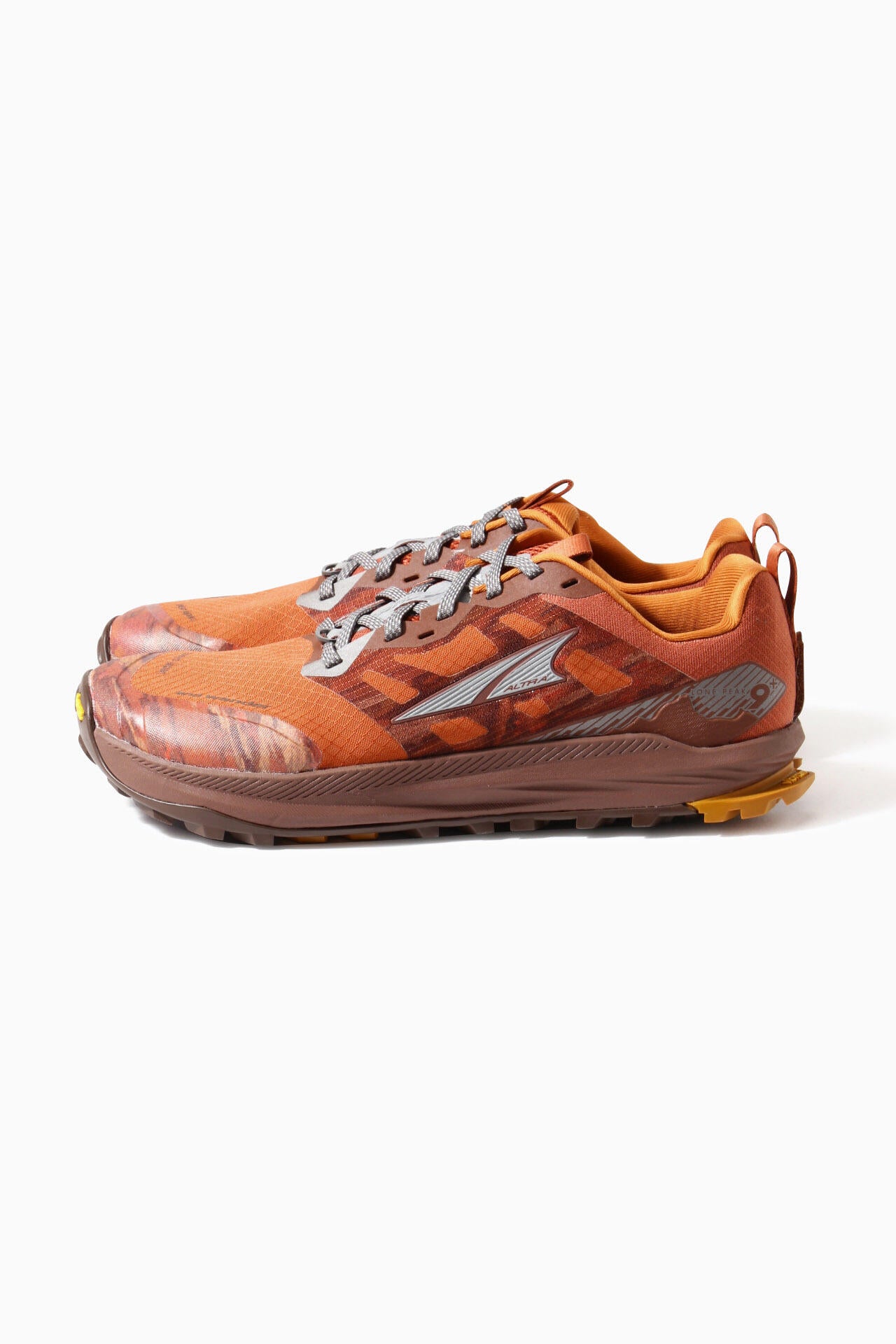 Altra×and wander LONE PEAK 9+