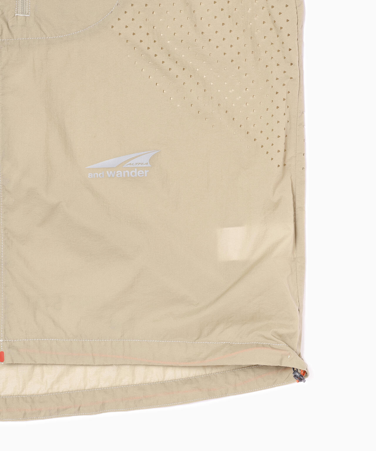Altra × and wander  ventilation wind jacket