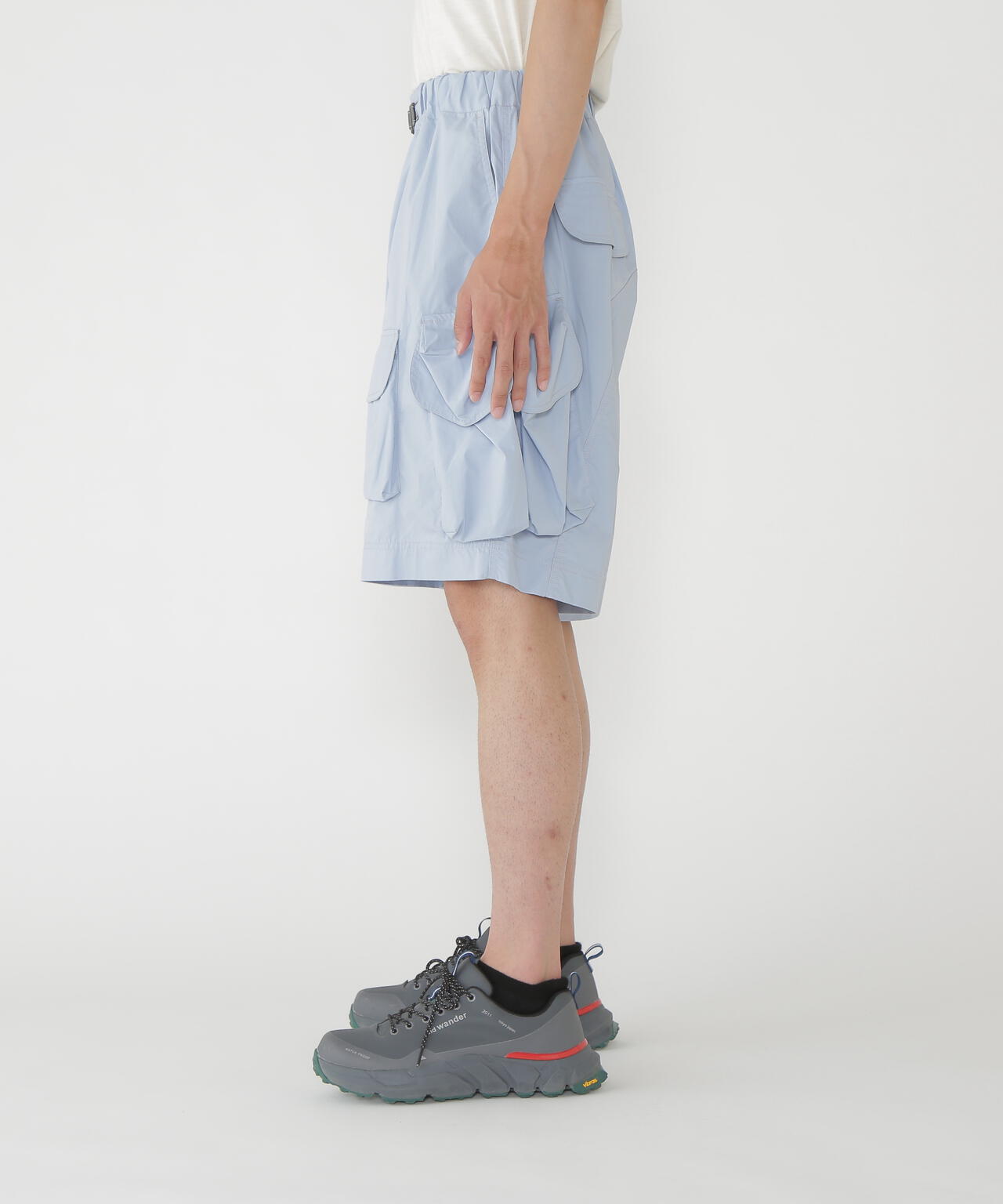 multi pocket short pants (M)