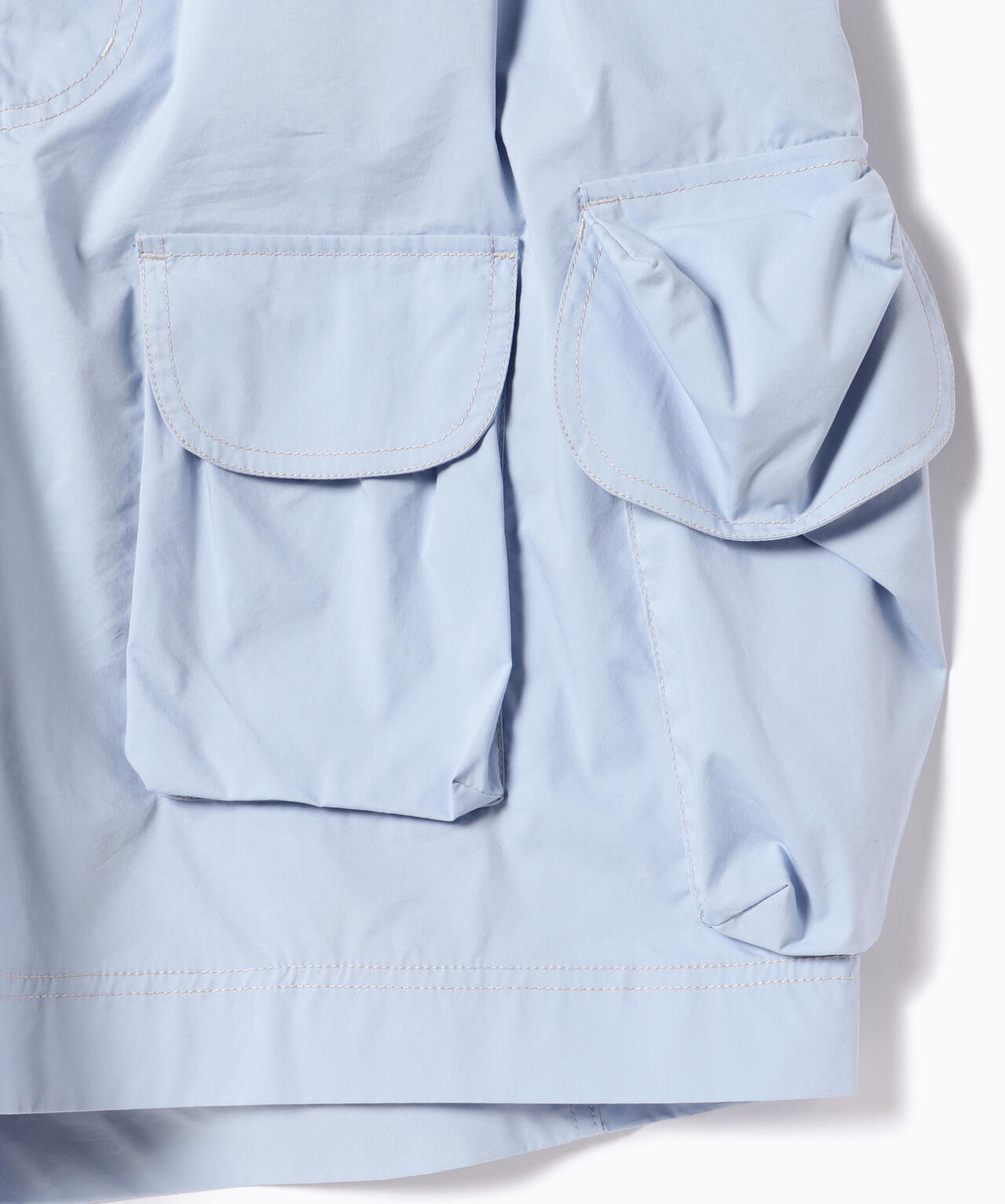 multi pocket short pants (M)