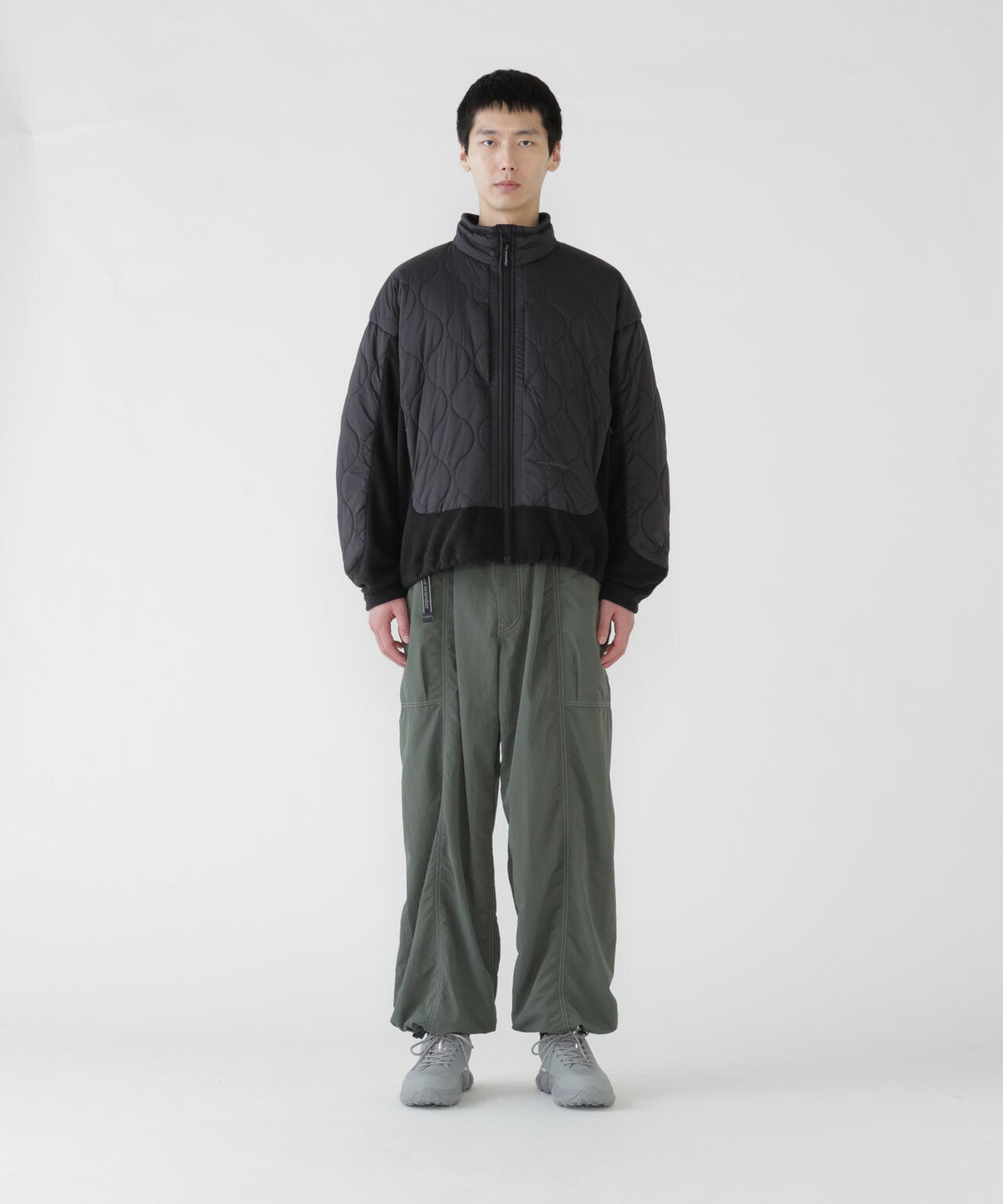 H:189/C:89/W:72/H:92 着用サイズ：XL