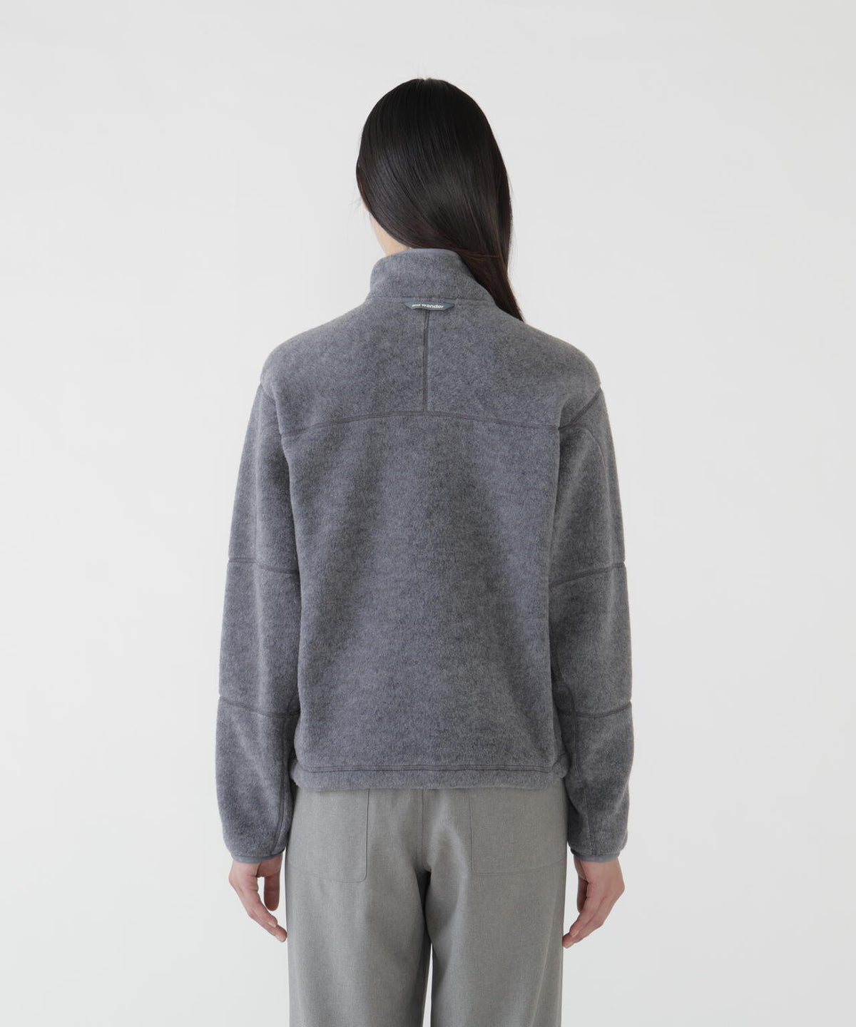 Height:178cm Bust:84cm Waist:60cm Hips:88cm 着用サイズ：WM