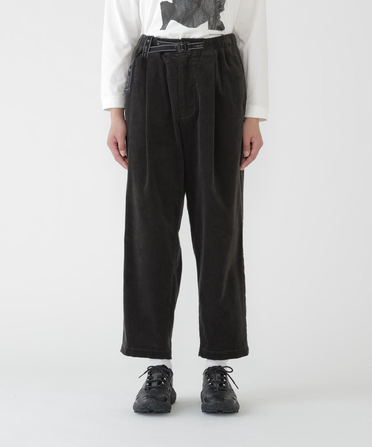 Height:178cm Bust:84cm Waist:60cm Hips:88cm 着用サイズ：WM