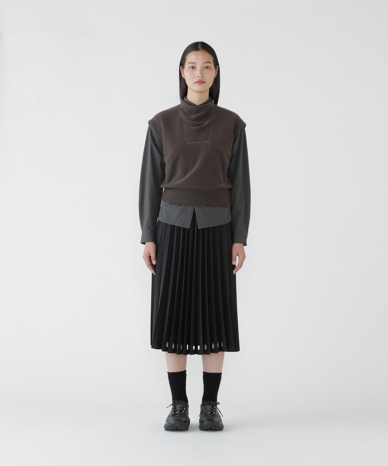Height:178cm Bust:84cm Waist:60cm Hips:88cm 着用サイズ：WM