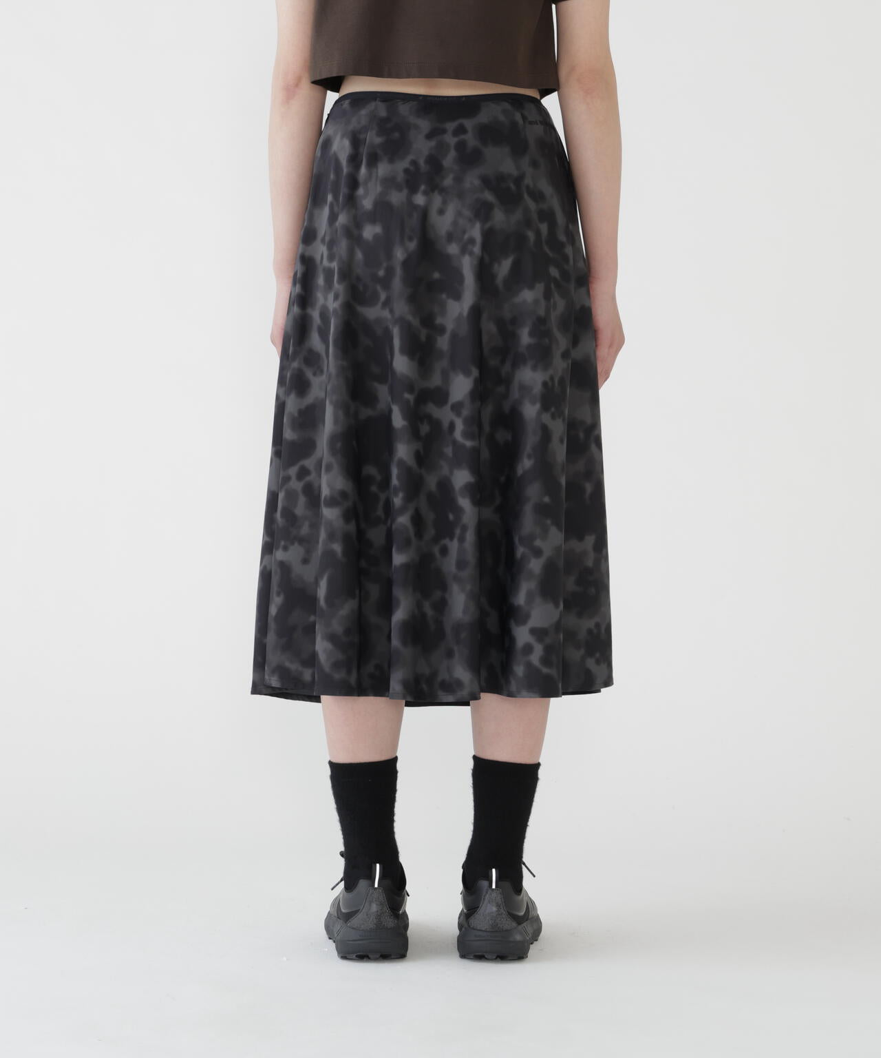 Height:178cm Bust:84cm Waist:60cm Hips:88cm 着用サイズ：WM