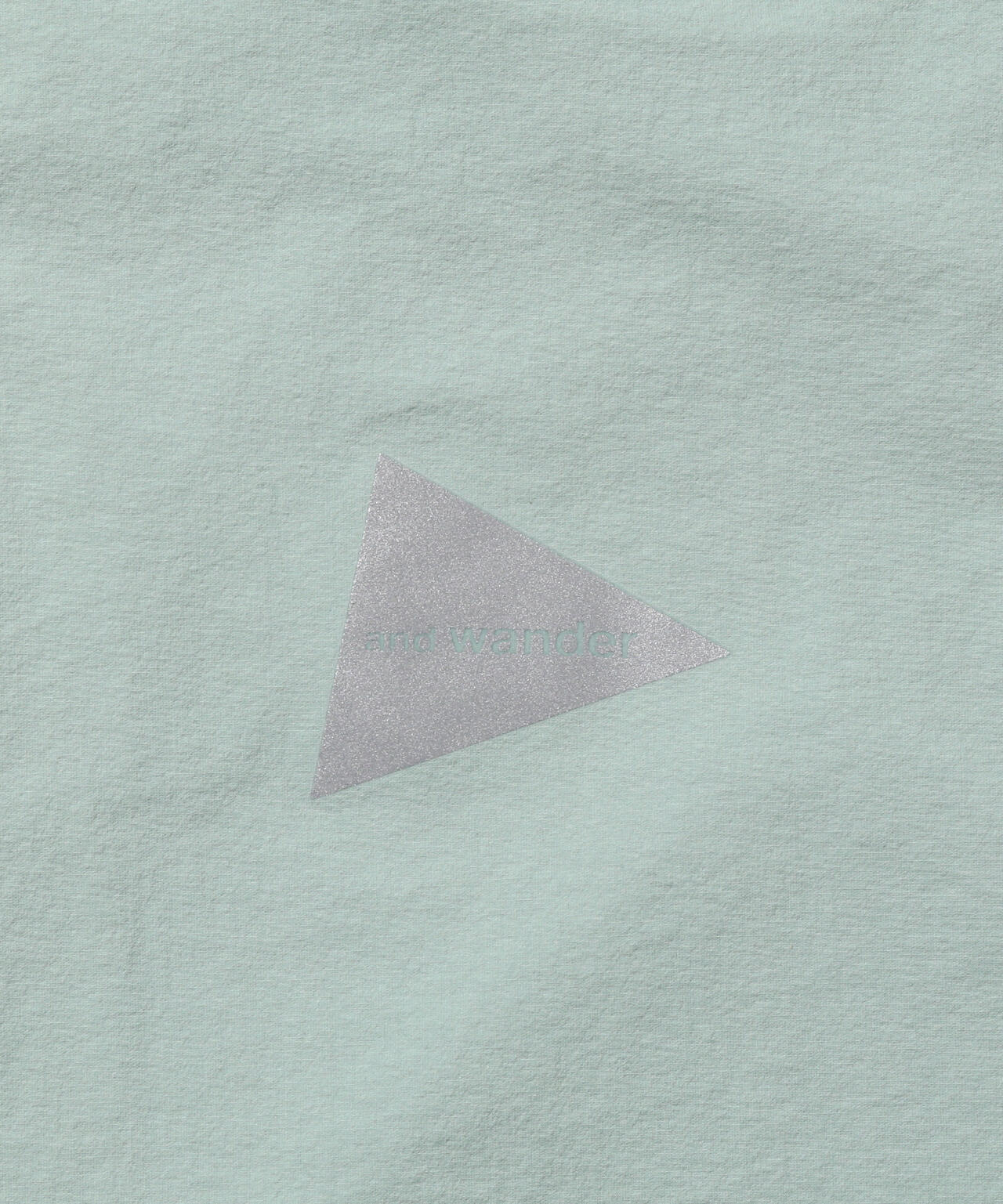 light w cloth shirt