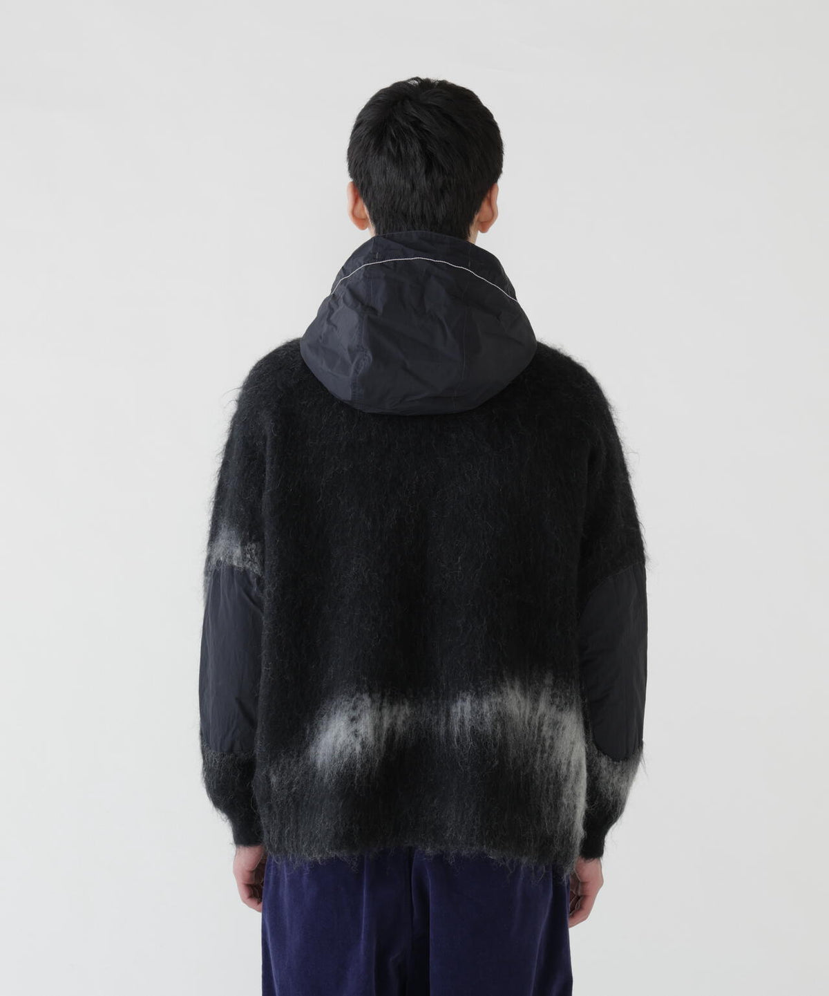 H:189/C:89/W:72/H:92 着用サイズ：L/XL