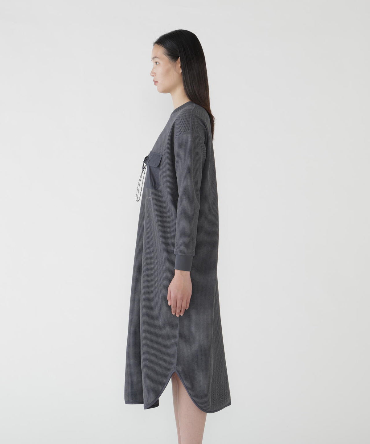 Height:178cm Bust:84cm Waist:60cm Hips:88cm 着用サイズ：WM