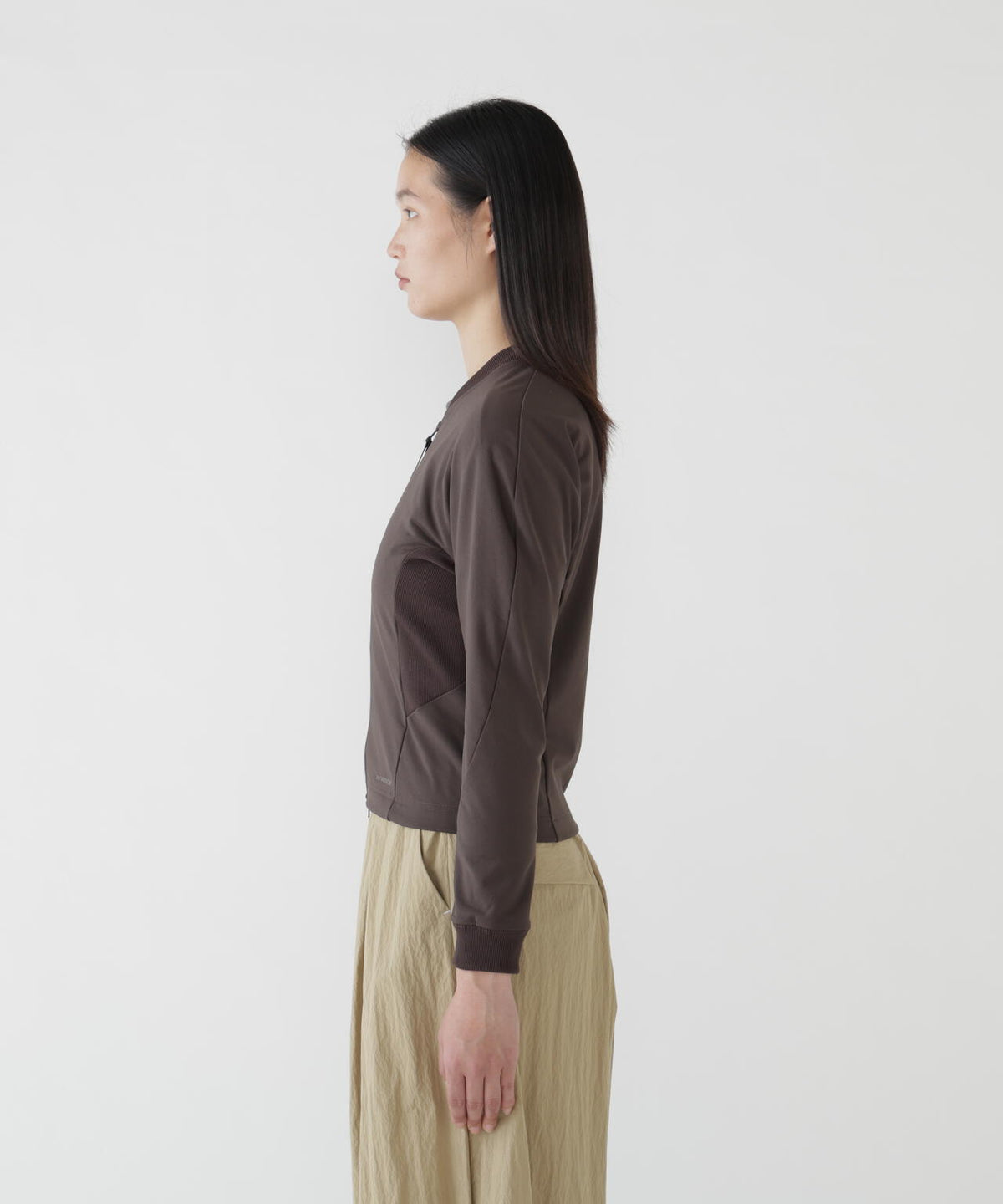 Height:178cm Bust:84cm Waist:60cm Hips:88cm 着用サイズ：WM