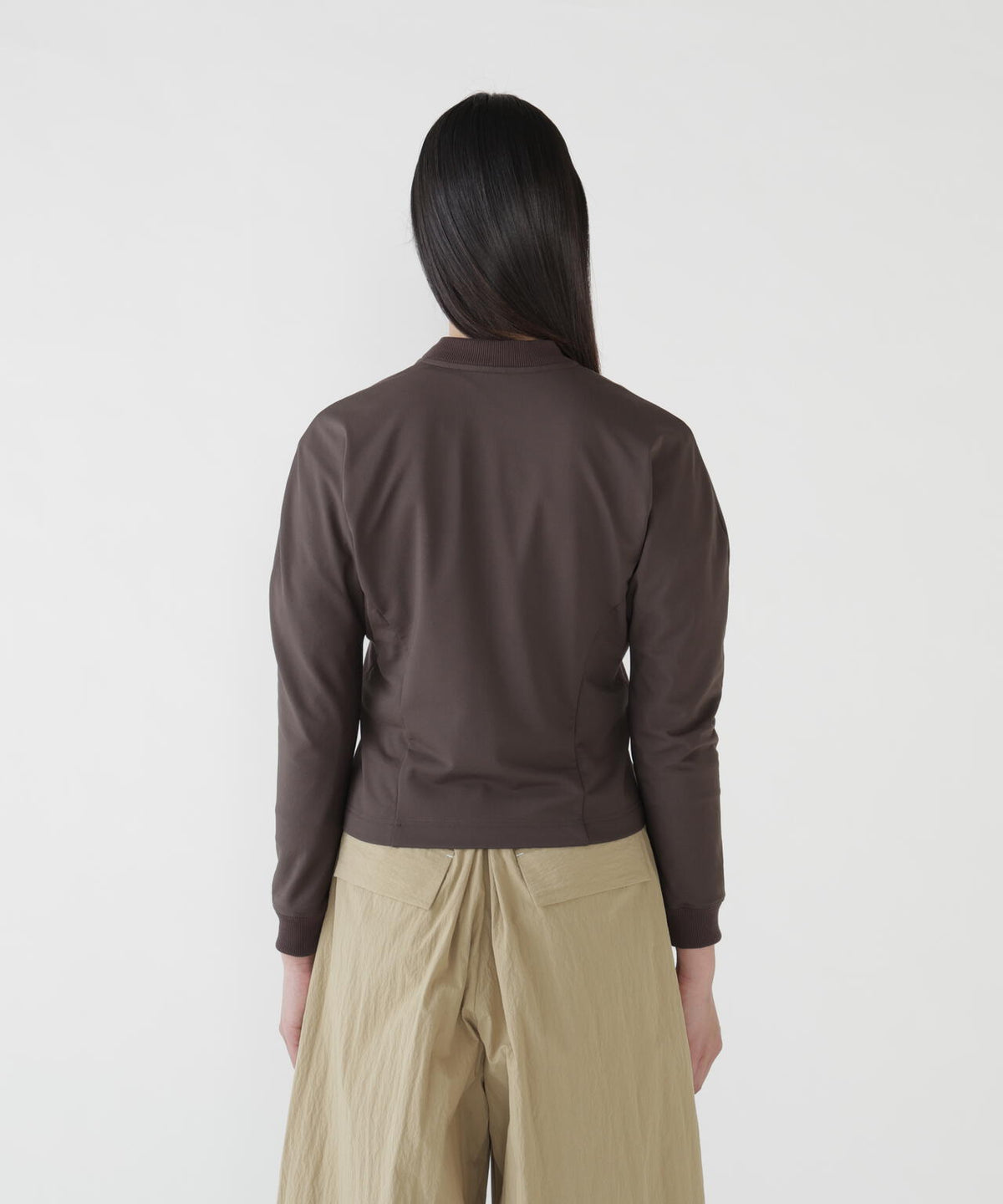 Height:178cm Bust:84cm Waist:60cm Hips:88cm 着用サイズ：WM