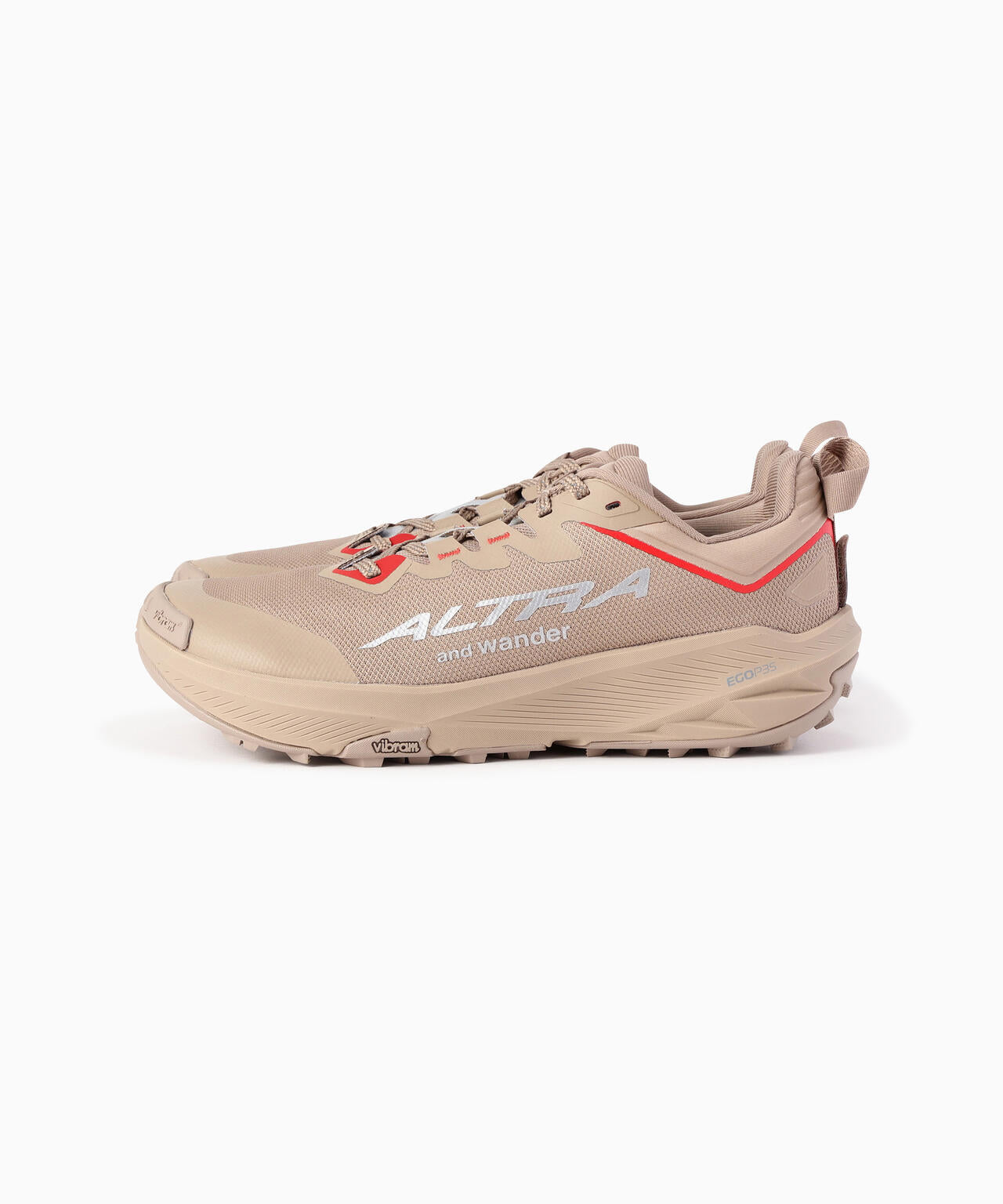 Altra × and wander  EXPERIENCE WILD 3+