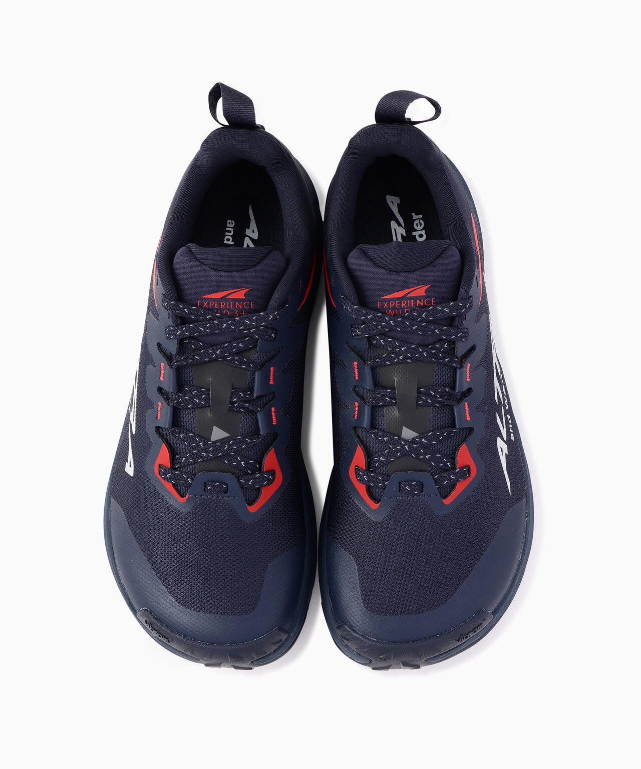 Altra × and wander  EXPERIENCE WILD 3+