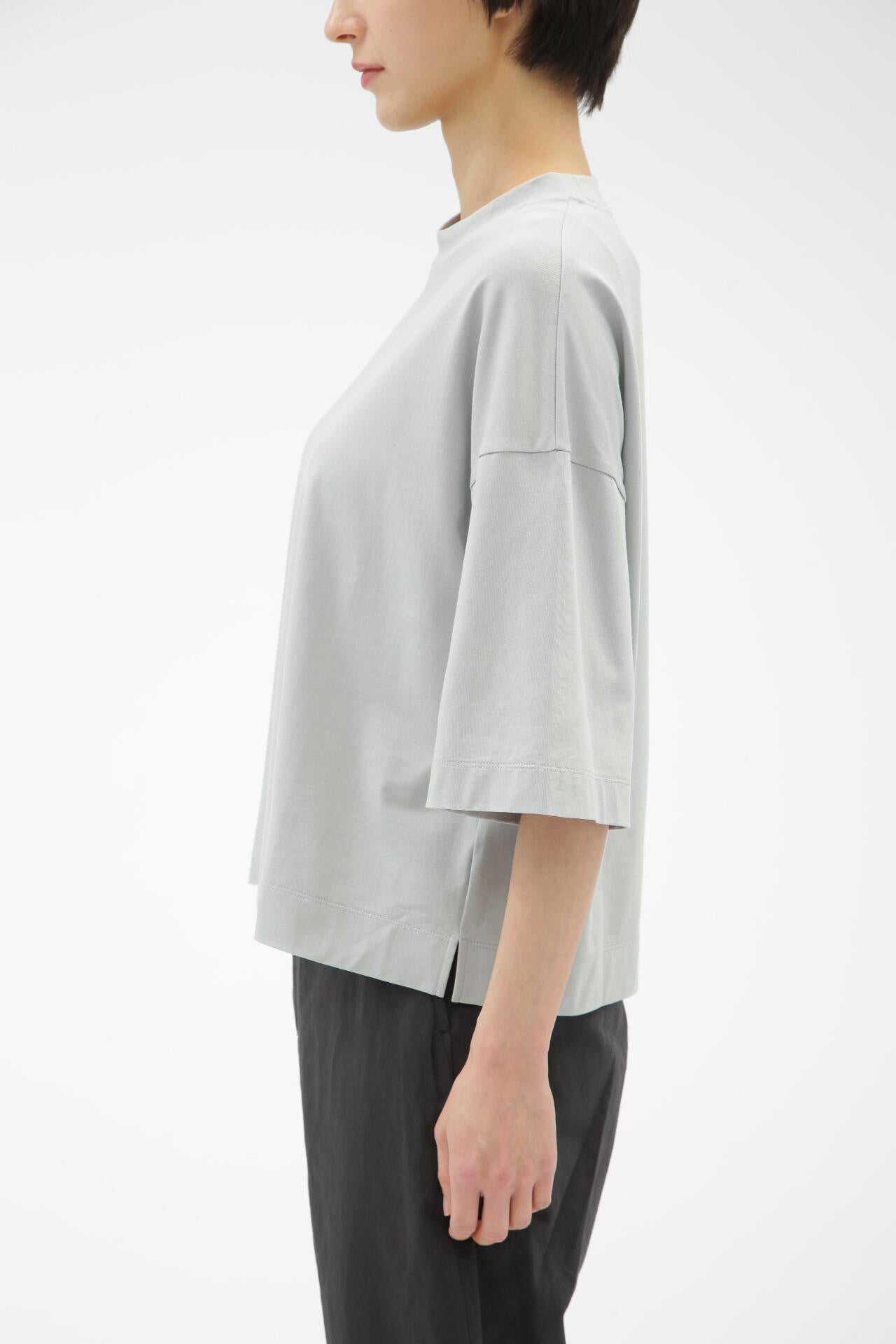 LIGHT DENSE COTTON JERSEY