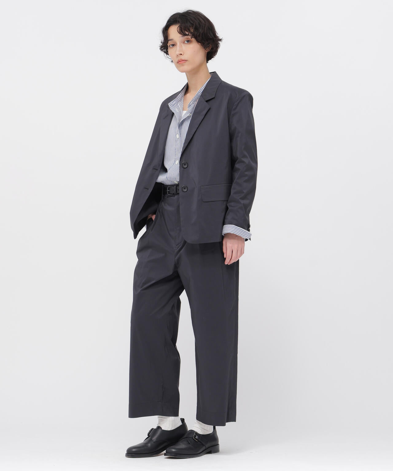 身長167cm　B78 W 56 H86 着用サイズ：II