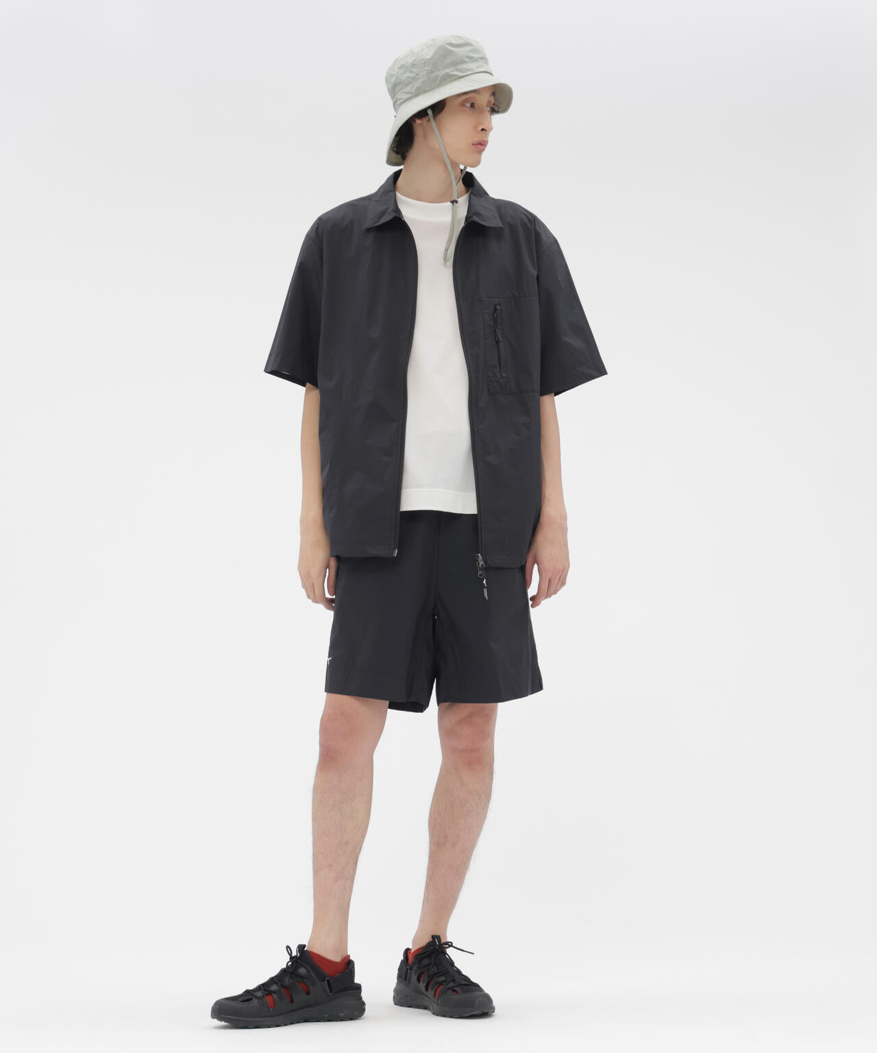 WATER REPELLENT LIGHTWEIGHT NYLON POPLIN