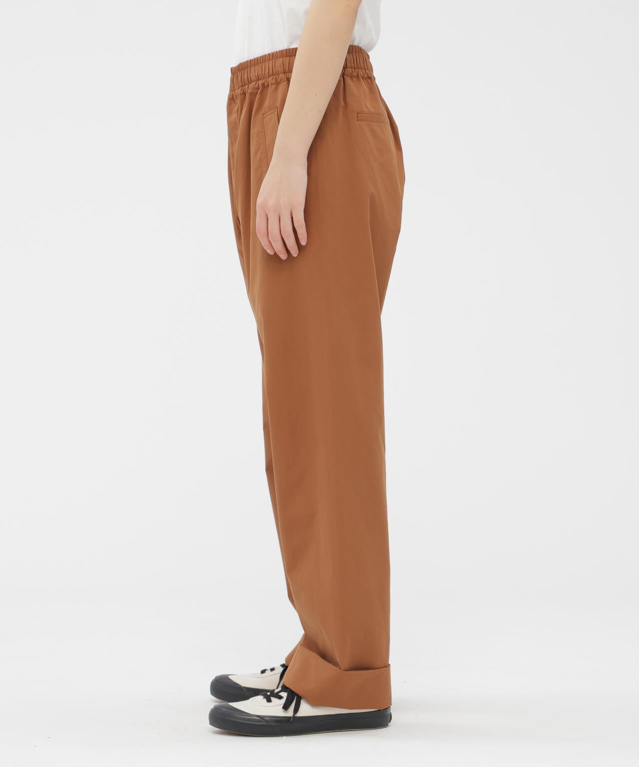 LIGHT COTTON POPLIN TROUSERS