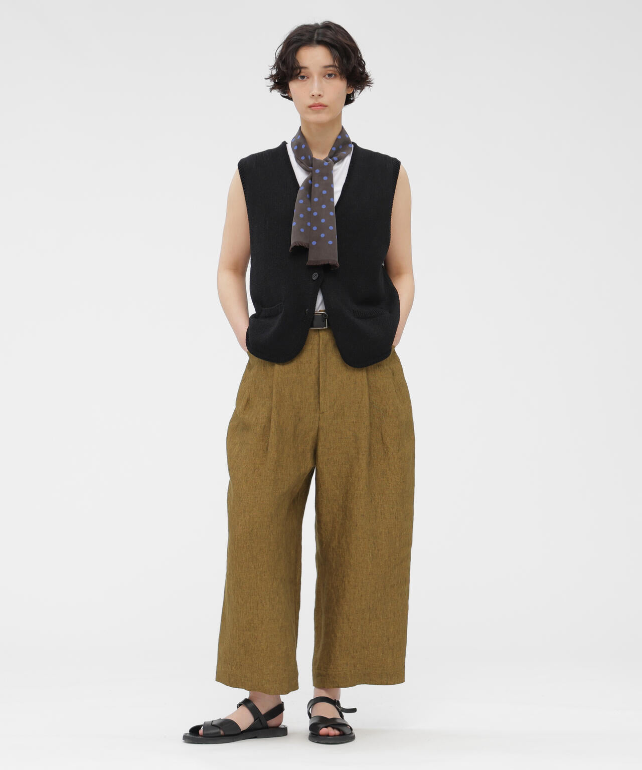 身長167cm　B78 W 56 H86 着用サイズ：II