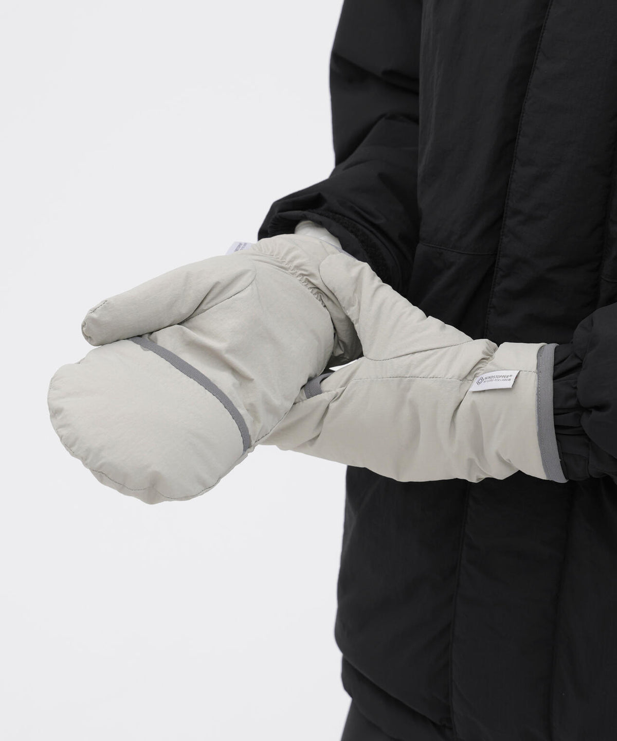 WOMEN RECYCLED NYLON LIGHTWEIGHT RIP STOP MITTENS